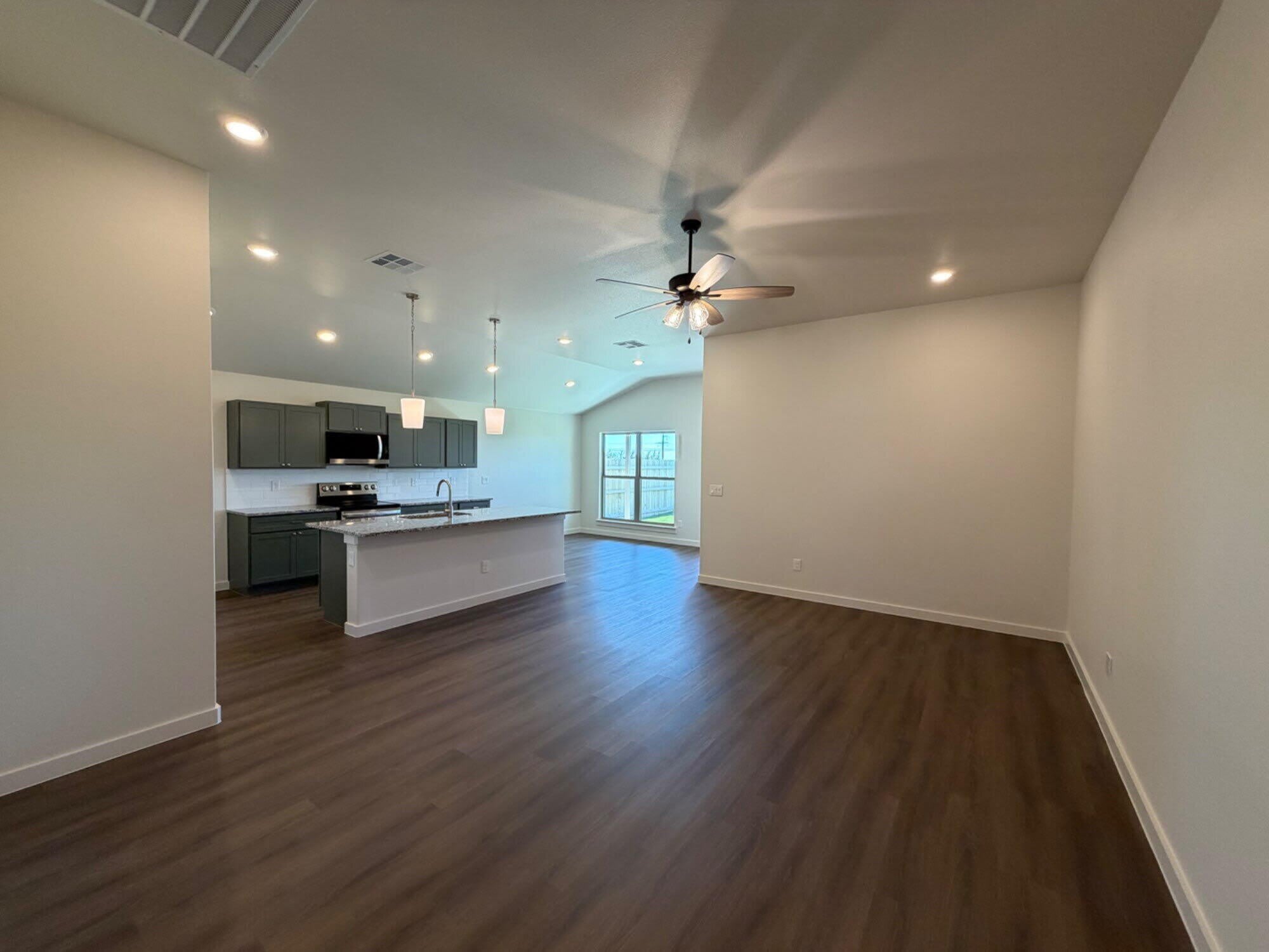 2404 Helena Avenue – photo 4
