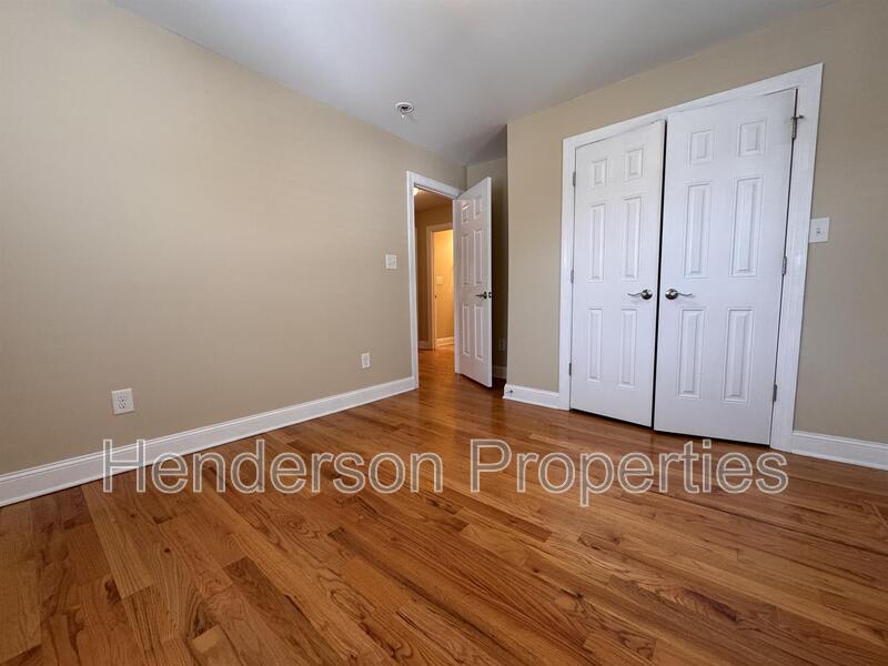 712 Hunter St – photo 5