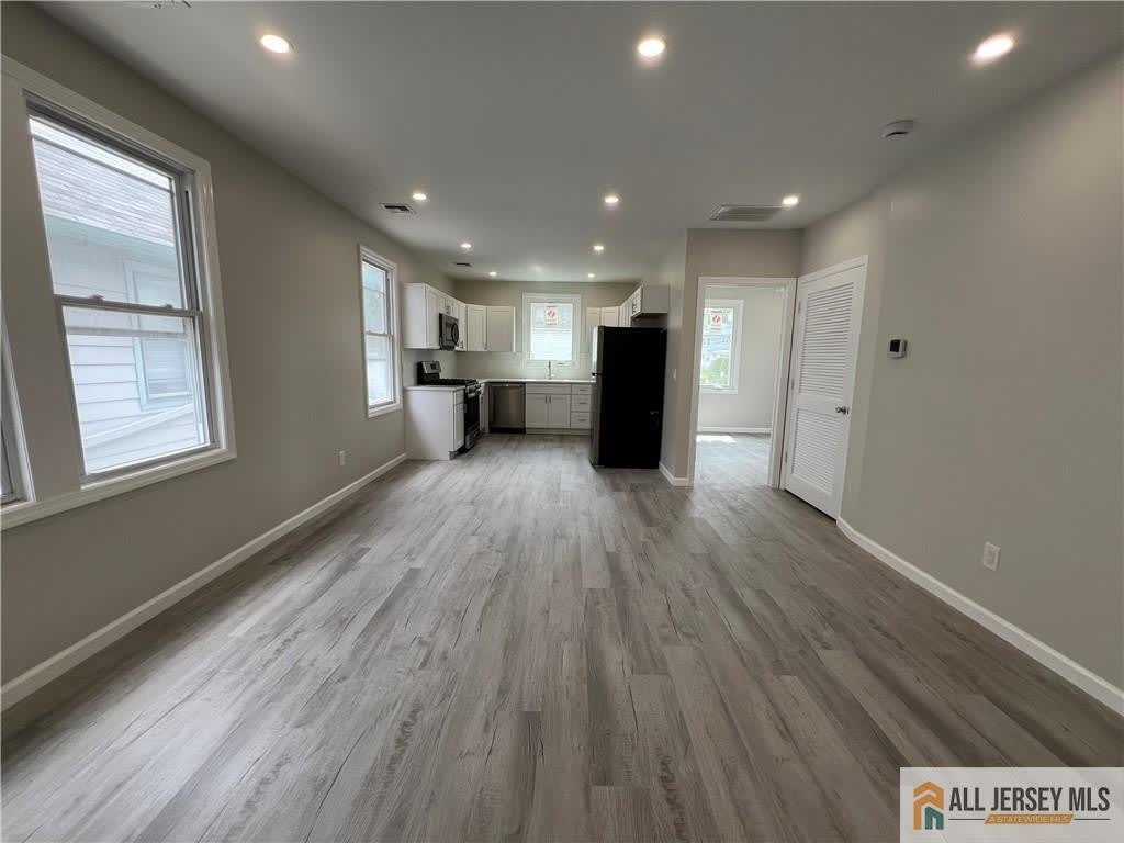 588 Livingston Avenue – photo 3