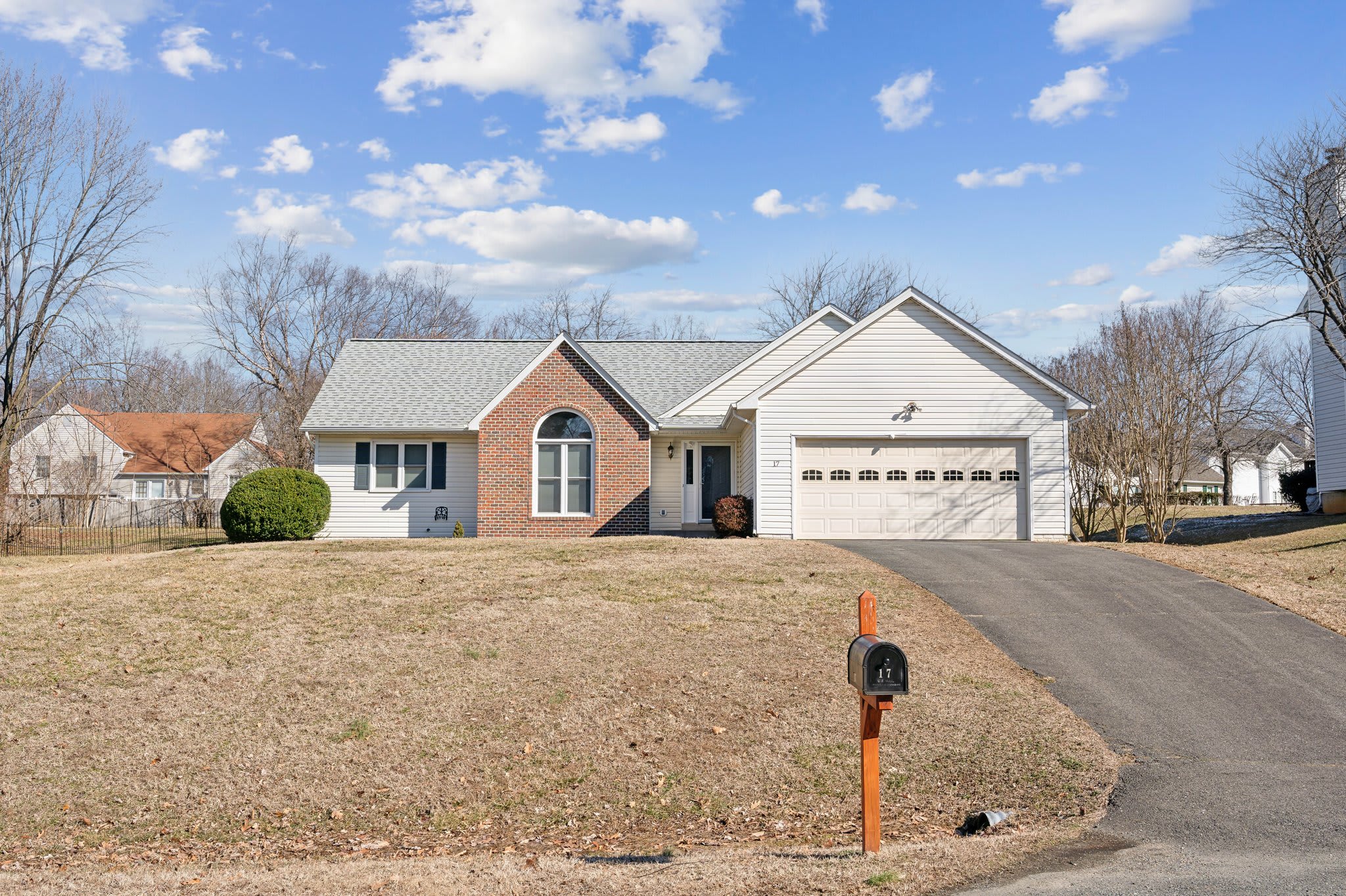 17 South Pointe Lane – photo 1