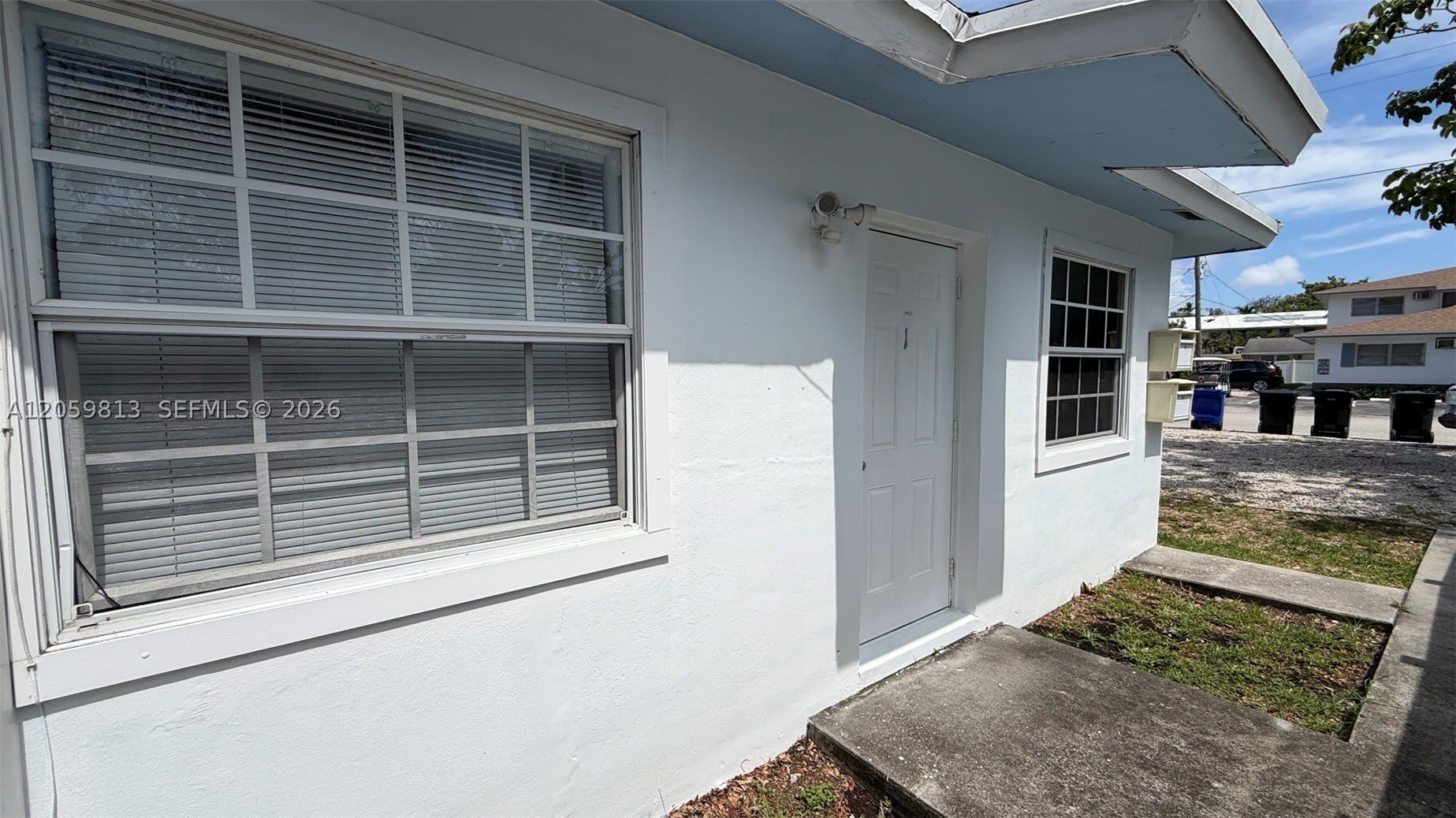 800 SE 15th St – photo 4