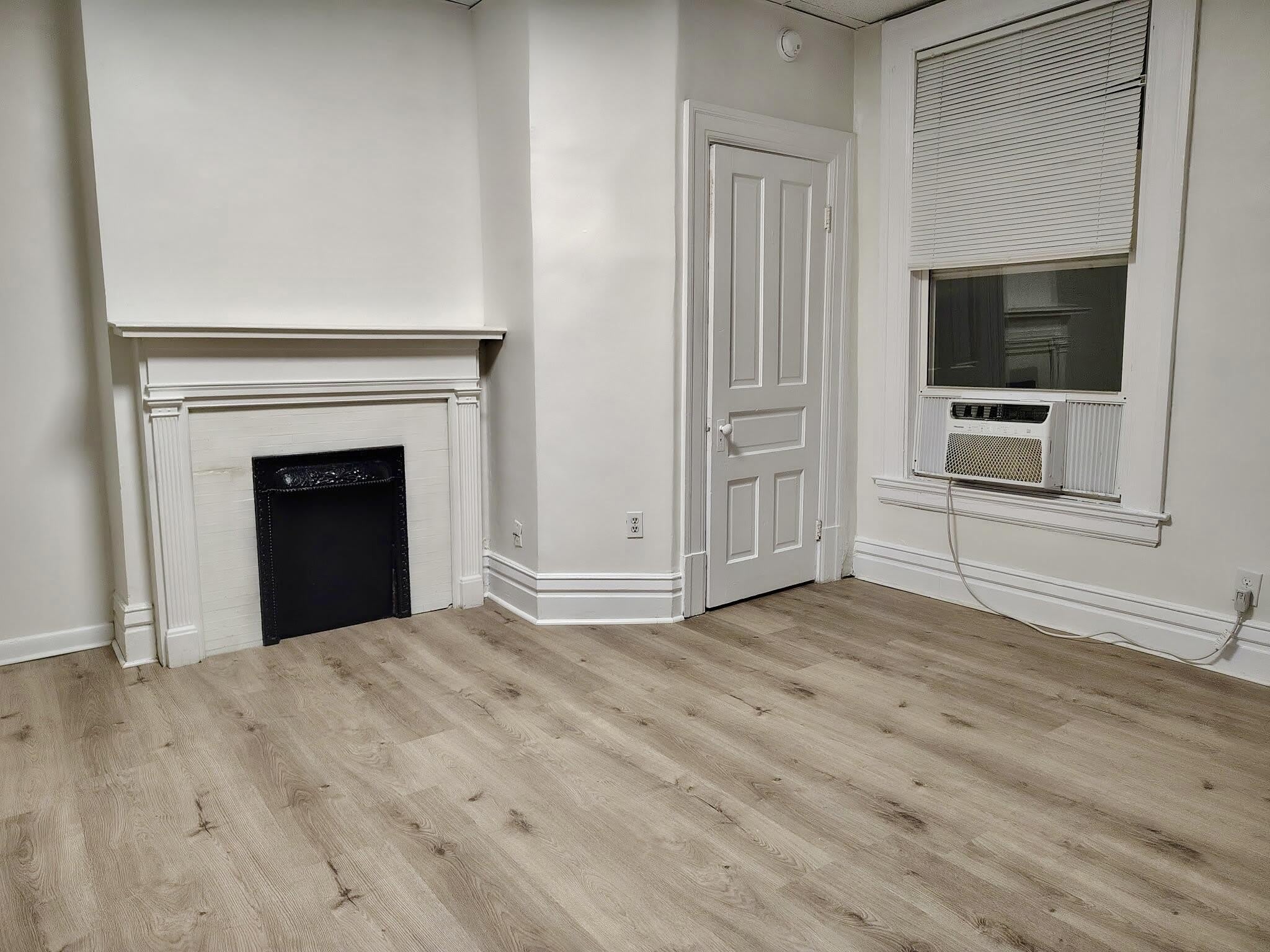 160 Constitution Street – photo 3