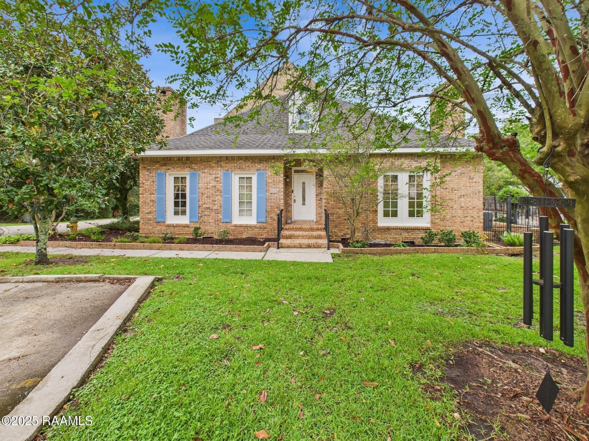 523 Esplanade Drive – photo 3