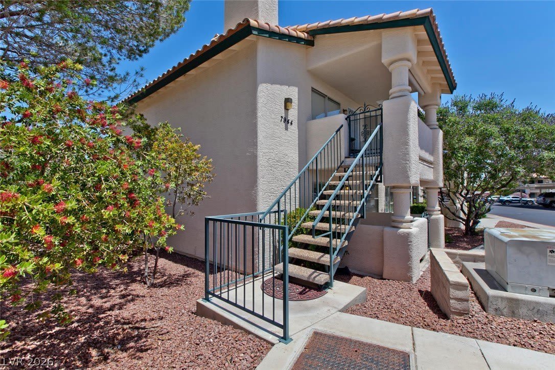 7944 Decker Canyon Drive – photo 2