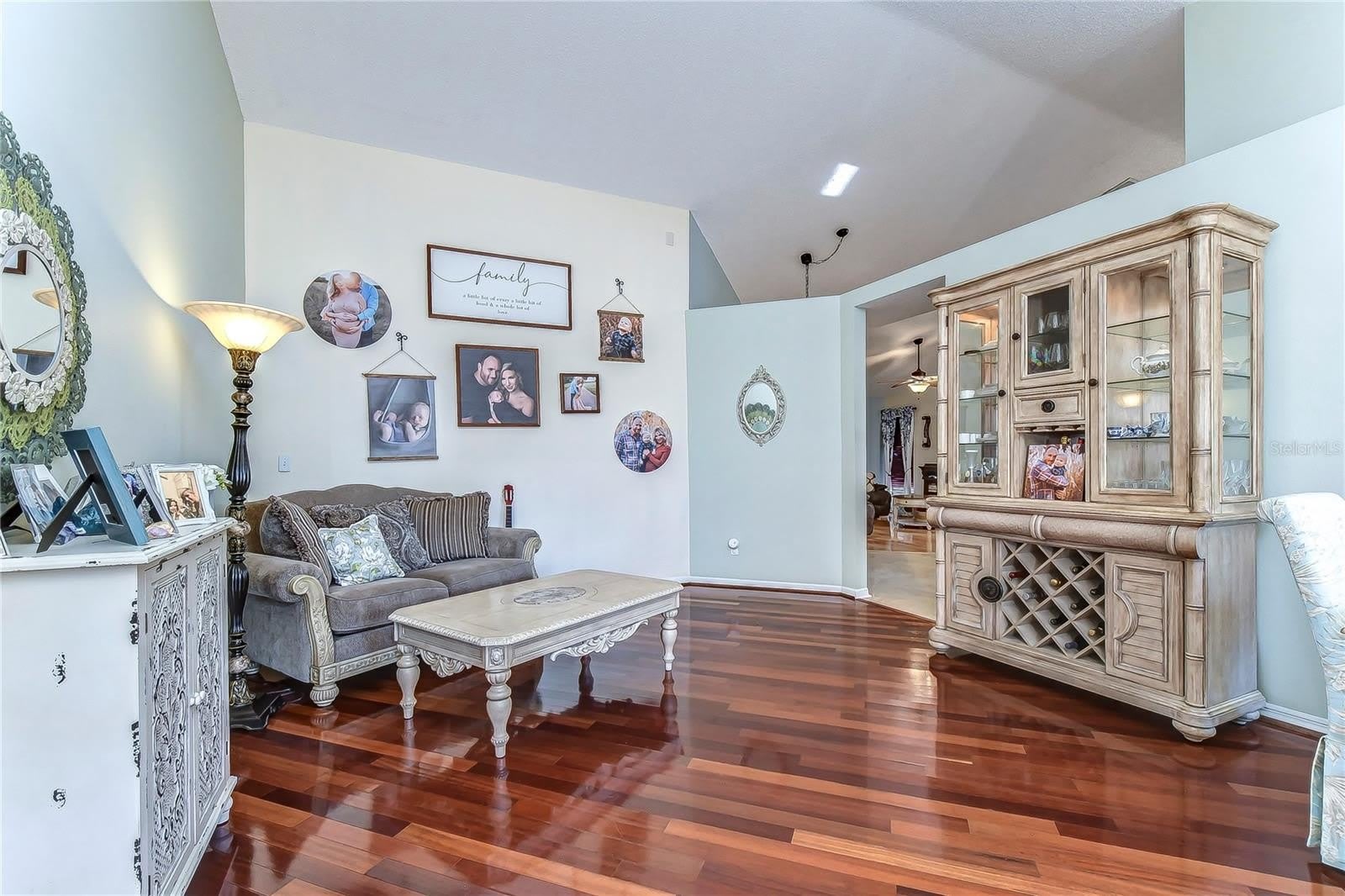 9502 SUNNYOAK Drive – photo 3