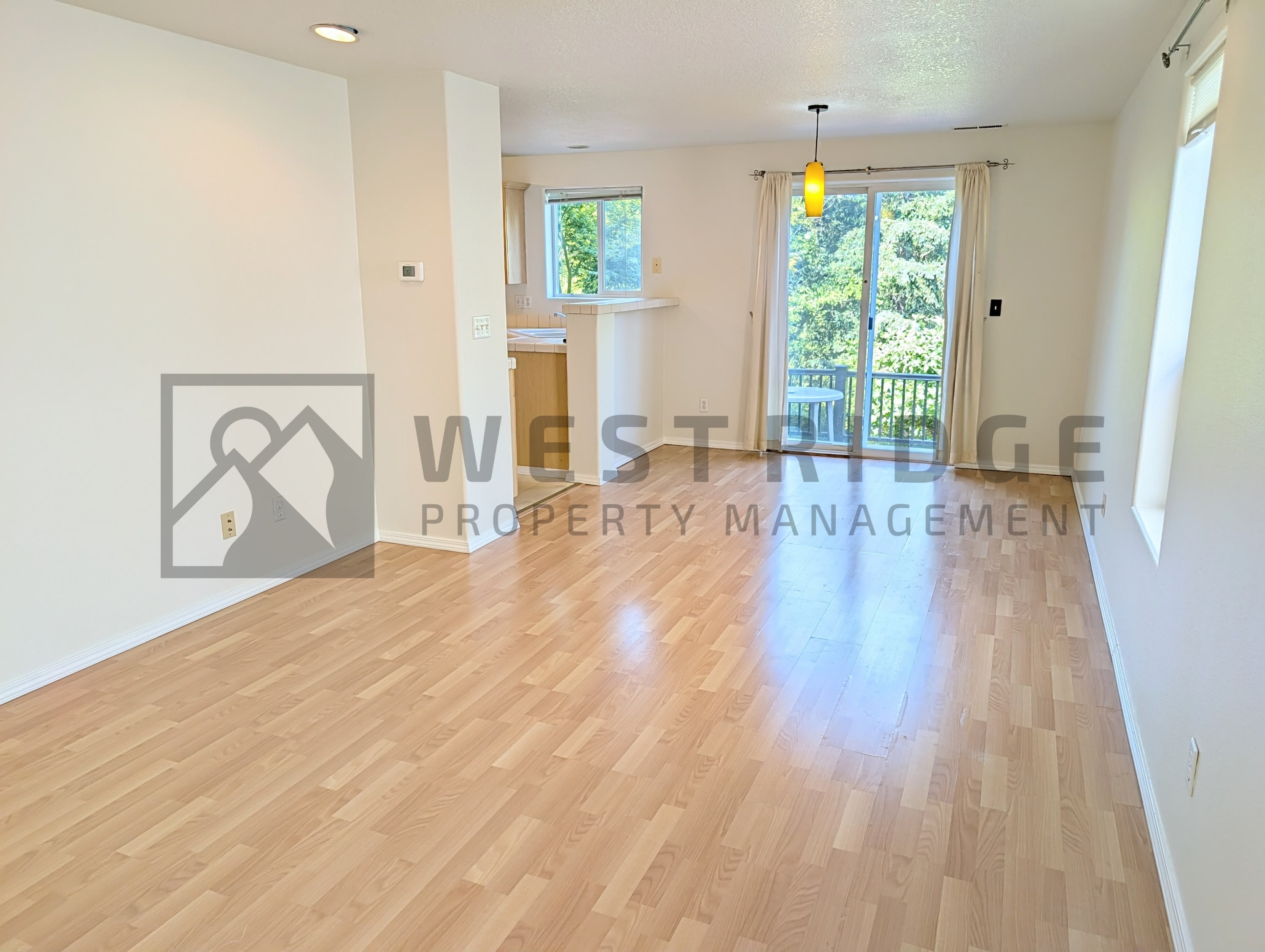 519 SW 207th Ave – photo 5