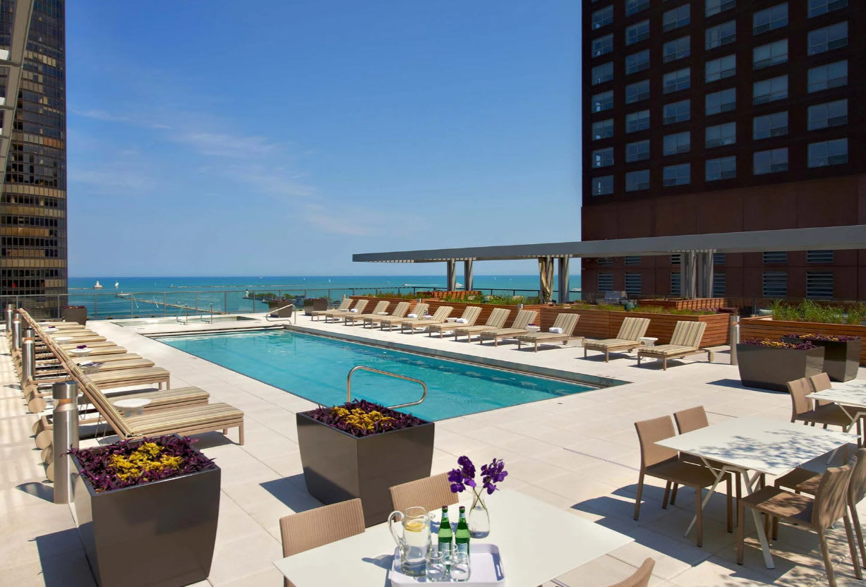 540 N Lake Shore Dr – photo 2