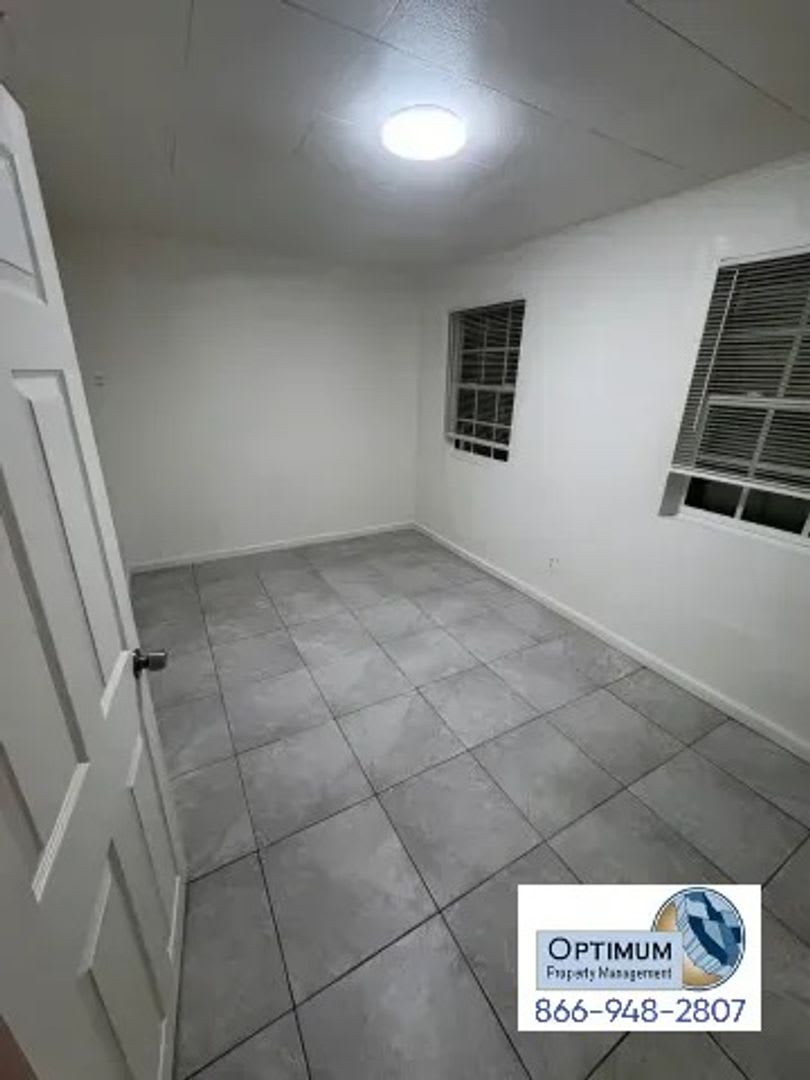 Charming Victorville Home With Spacious Yard – photo 5