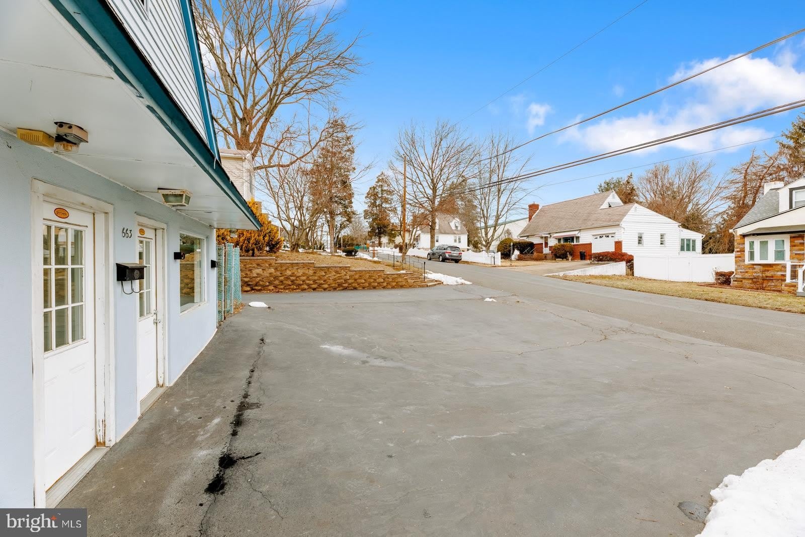 663 CLEARVIEW Avenue – photo 5