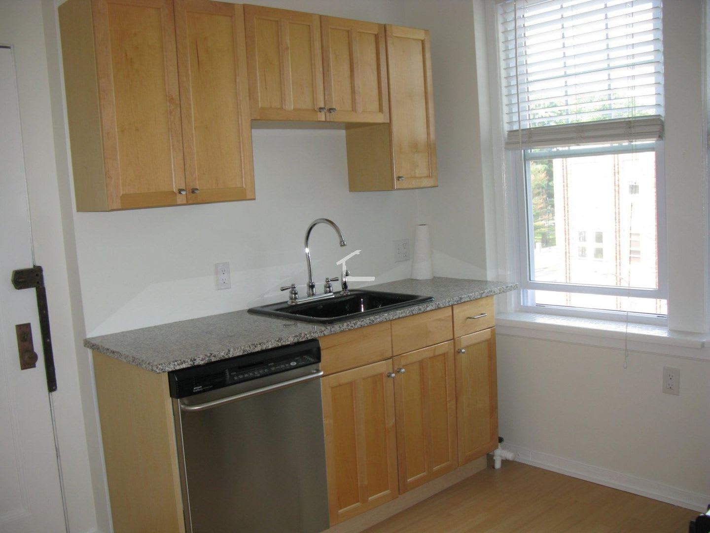 Nice 1 Bed Near Bc – photo 5