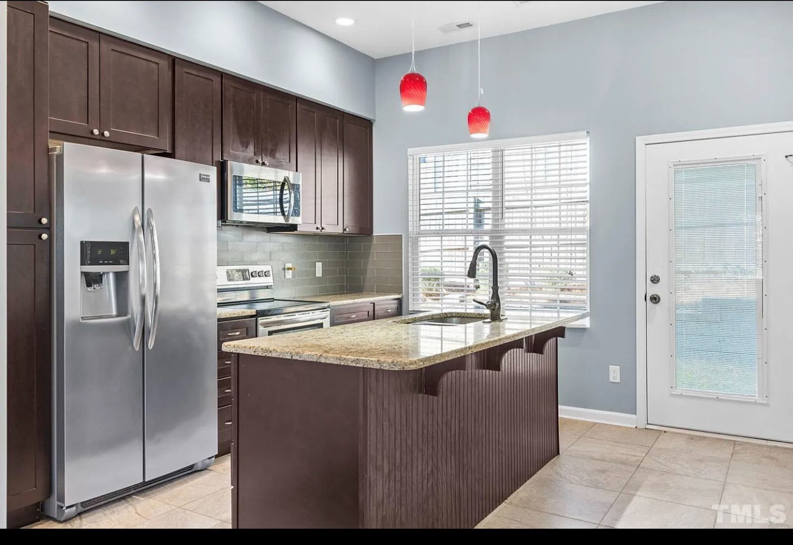 Room in 4 Bedroom Home at Pineland Cir – photo 1