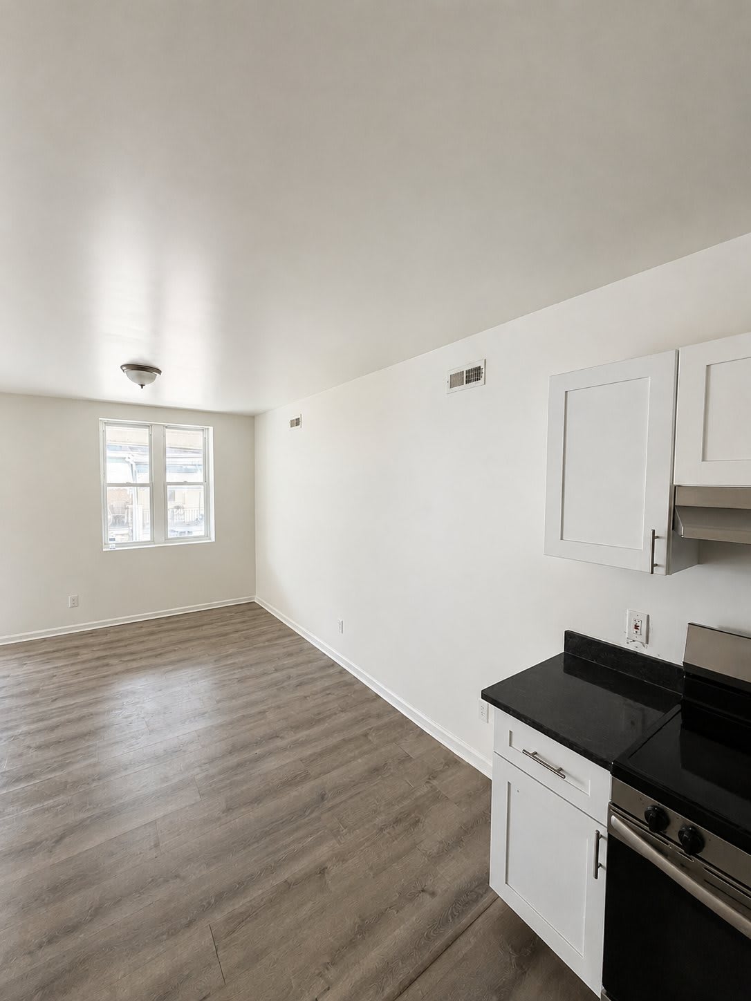 125 N Wilton St – photo 4