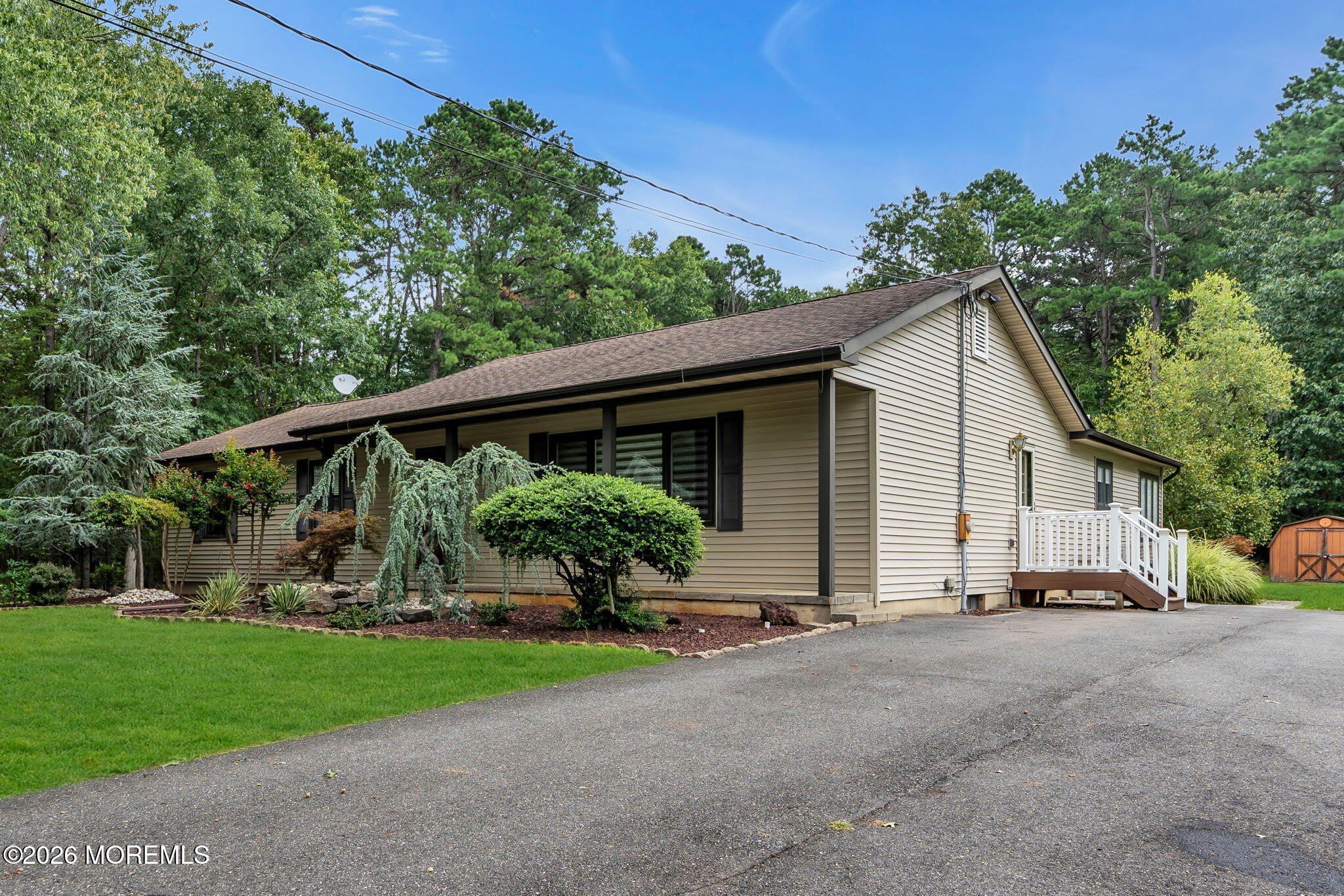 819 Harmony Road – photo 2