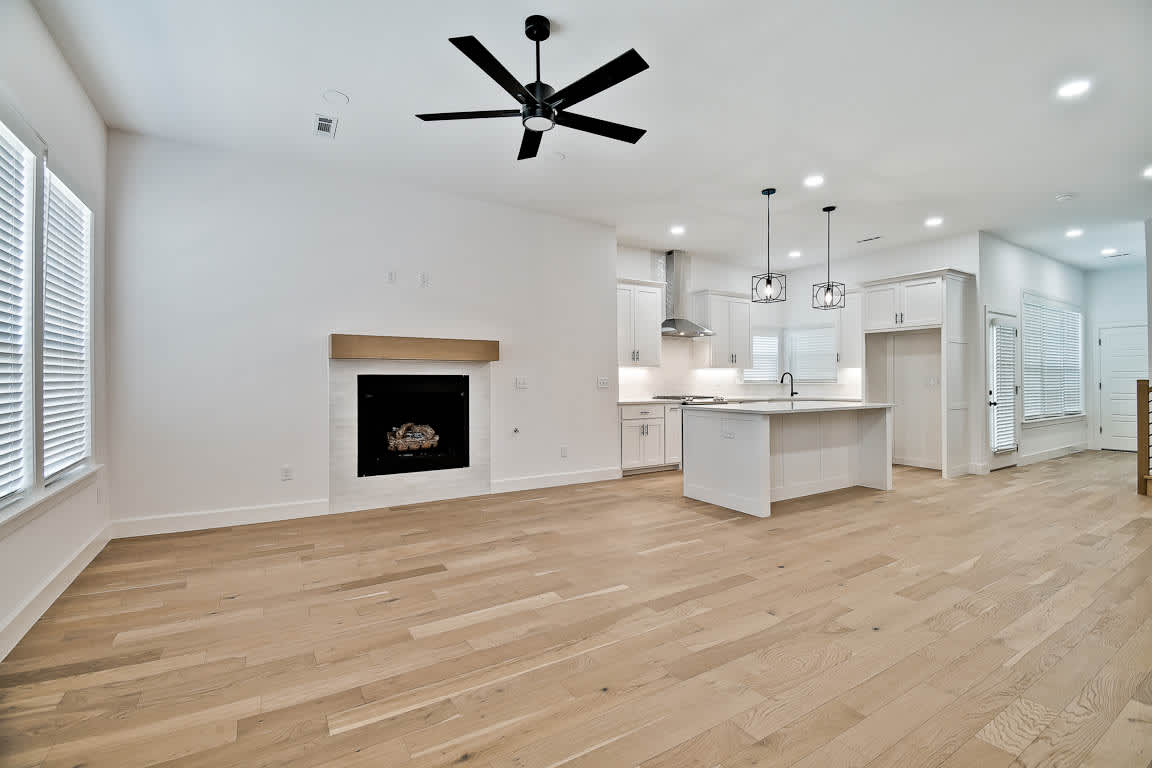 510 W Persimmon St – photo 2