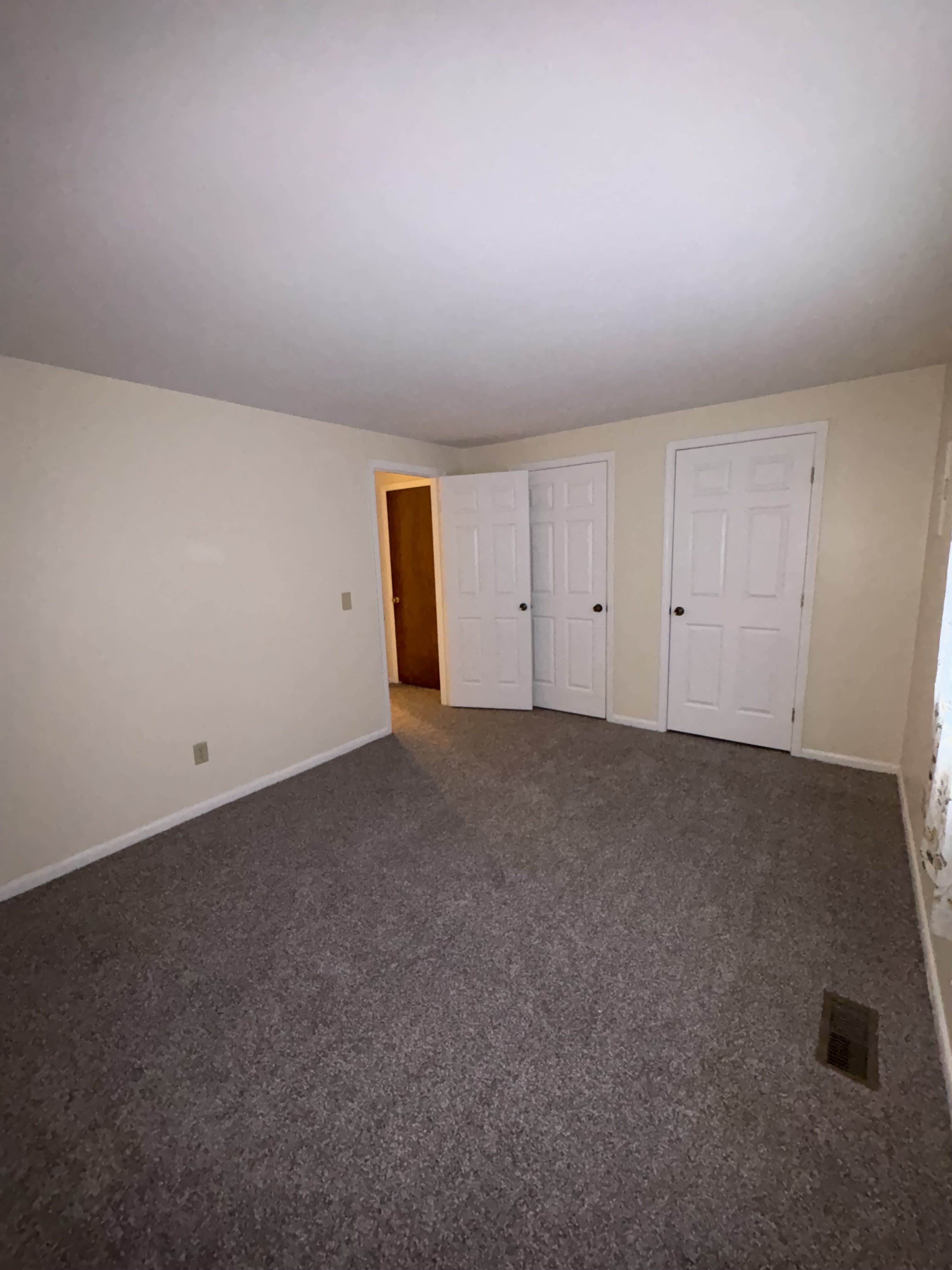 214 Euclid Ave – photo 1