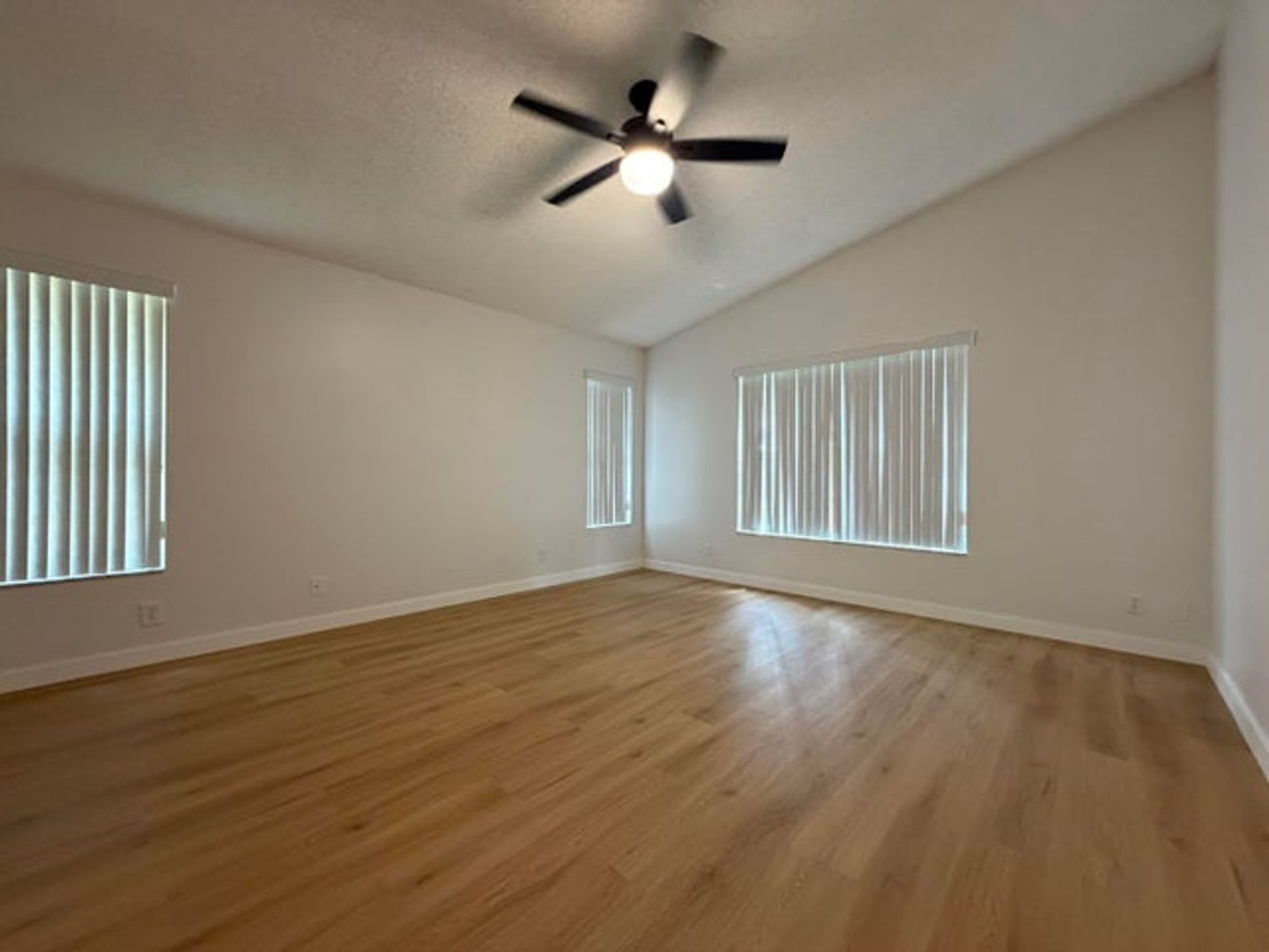 3386 Treasure Lane Margate Fl 33063 8333 – photo 5