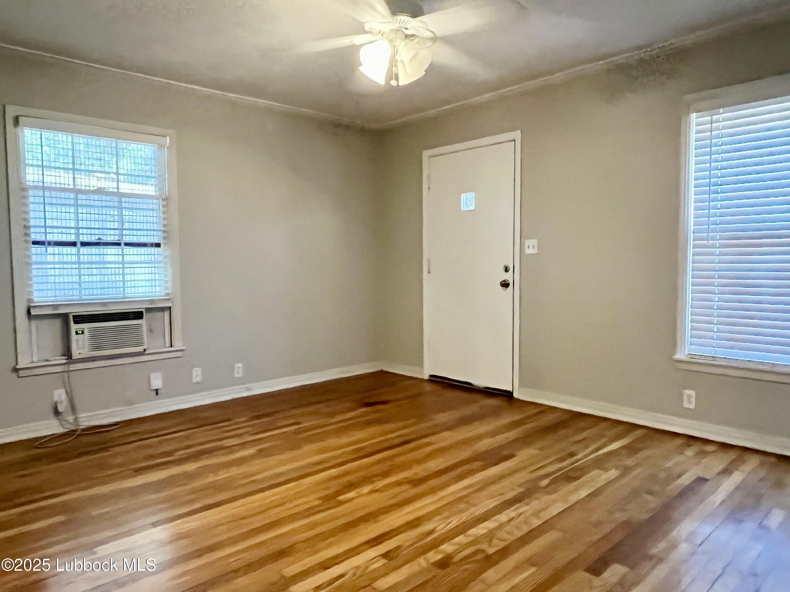 3119 33rd Street – photo 5
