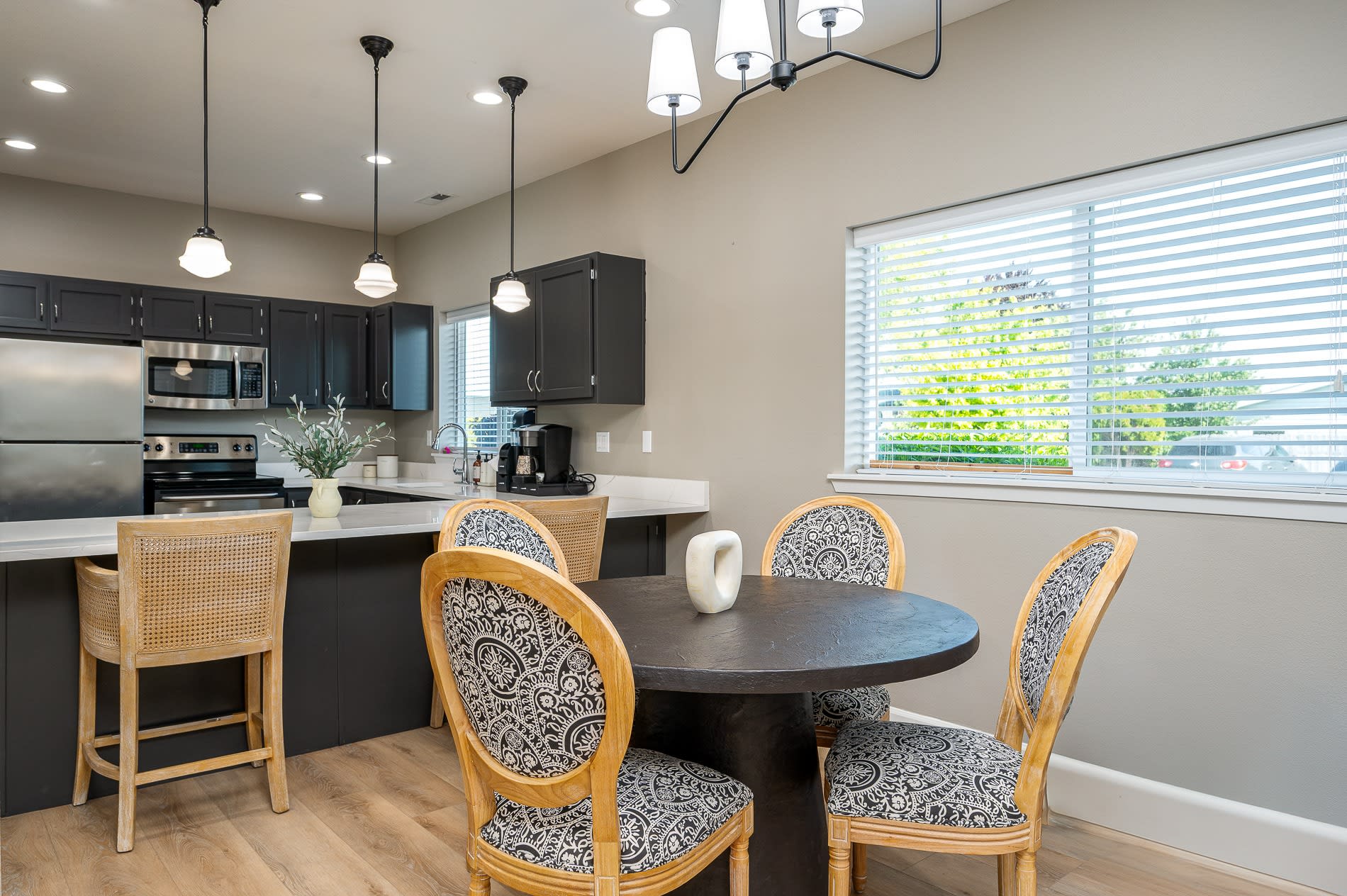 Center Pointe Apartments – photo 3