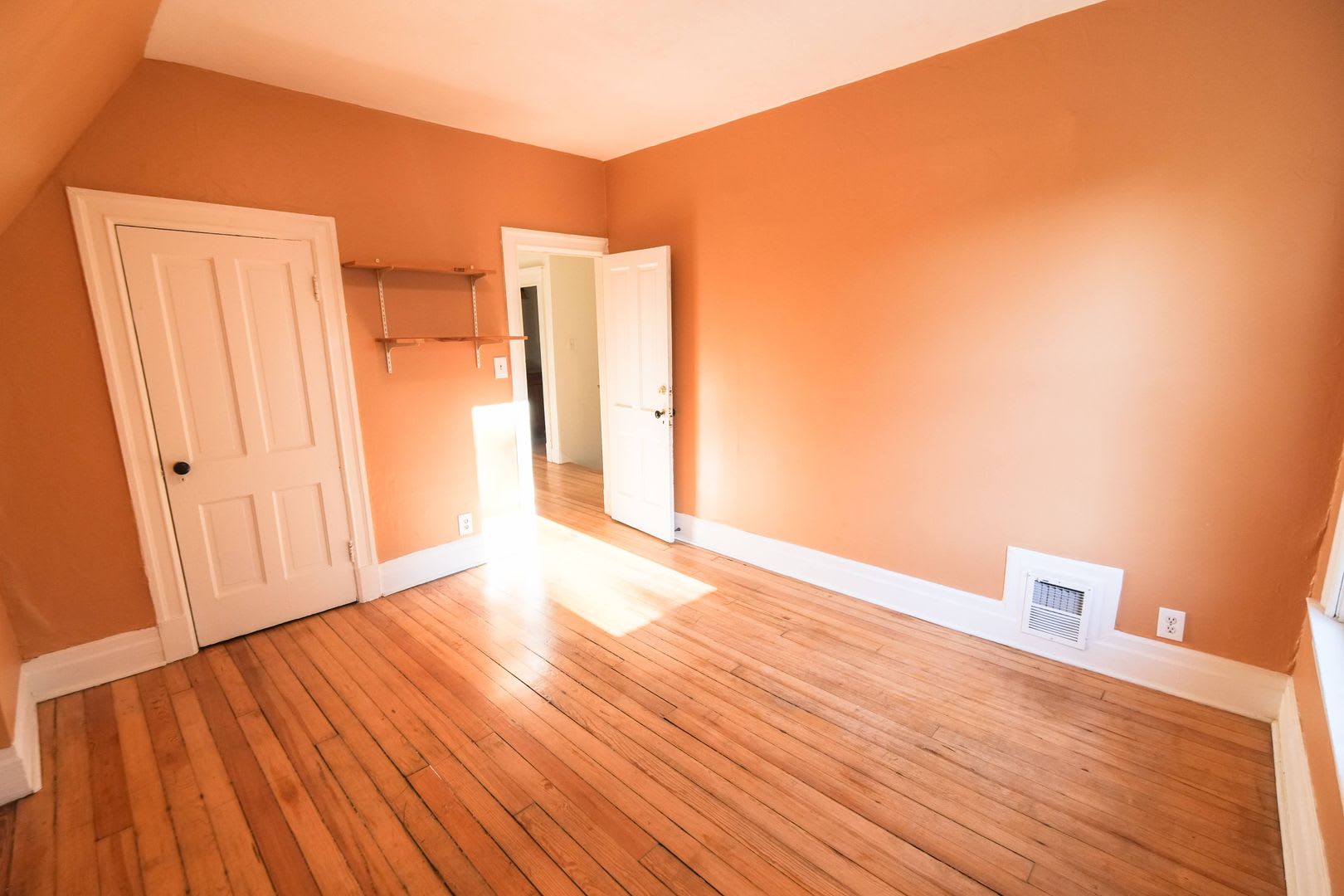 SHOWINGS START 9/1/26 – photo 2