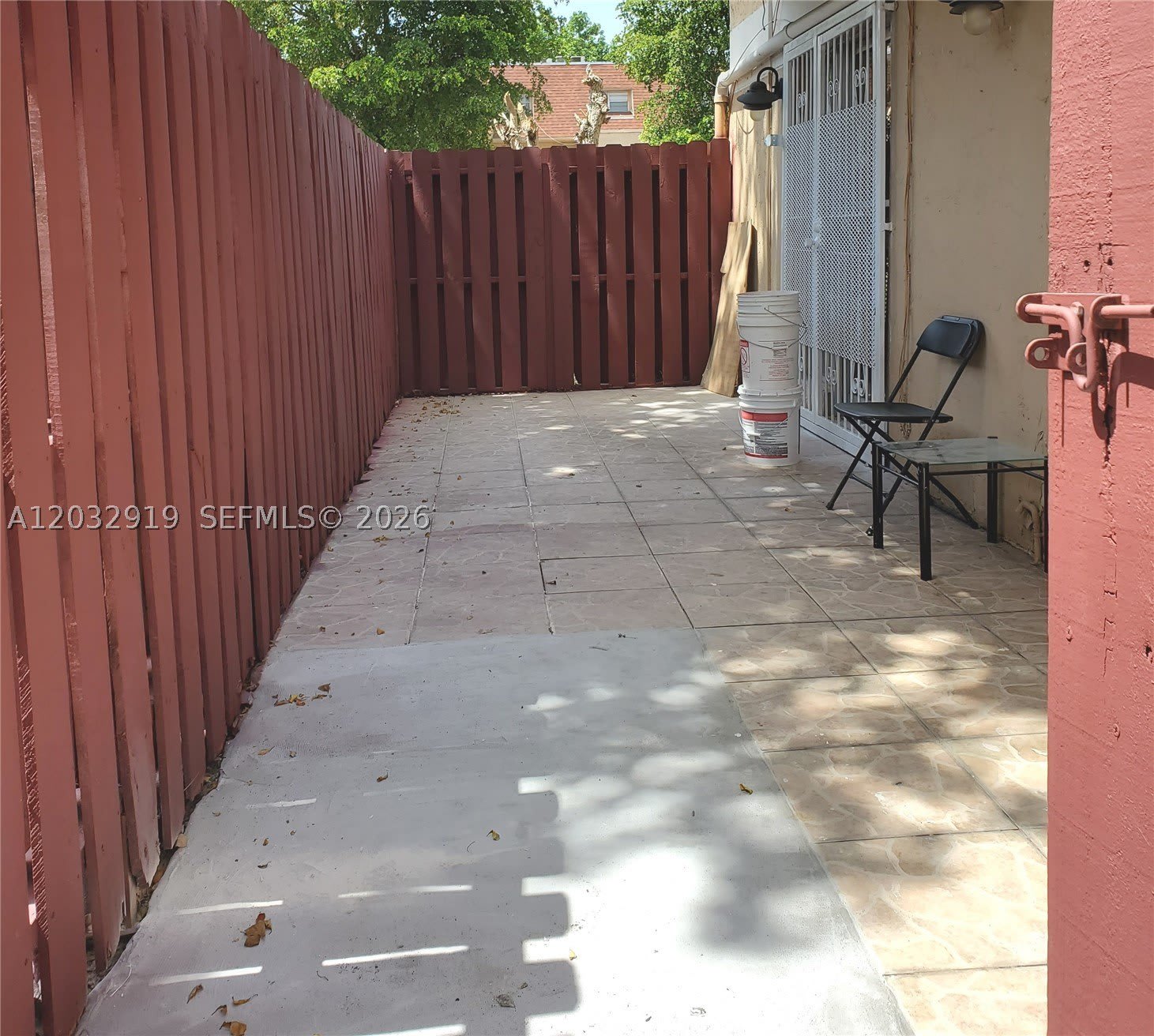 250 NW 107th Ave – photo 3