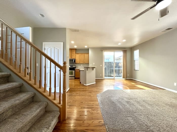 8360 Roseto Road – photo 4
