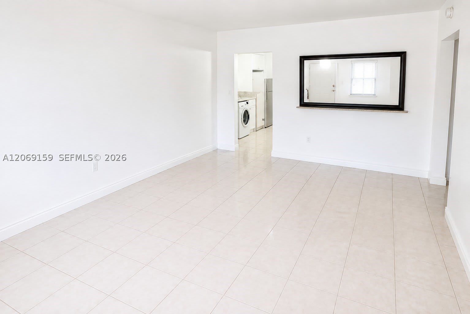 985 SW 10th St – photo 5