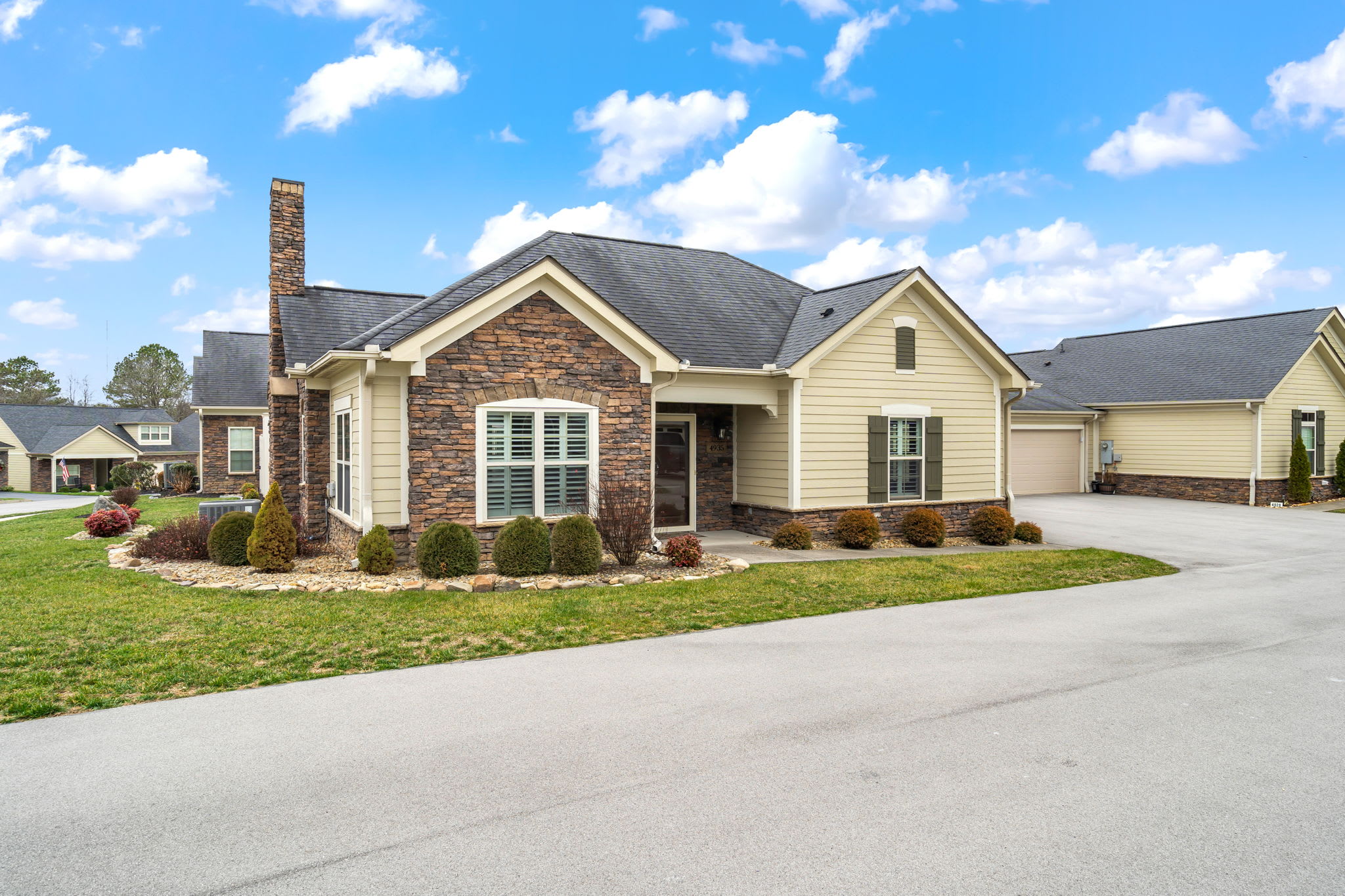 4935 Willow Bluff Circle – photo 3