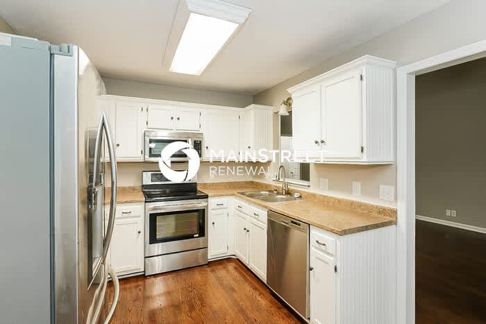 212 Riverpoint Court – photo 5