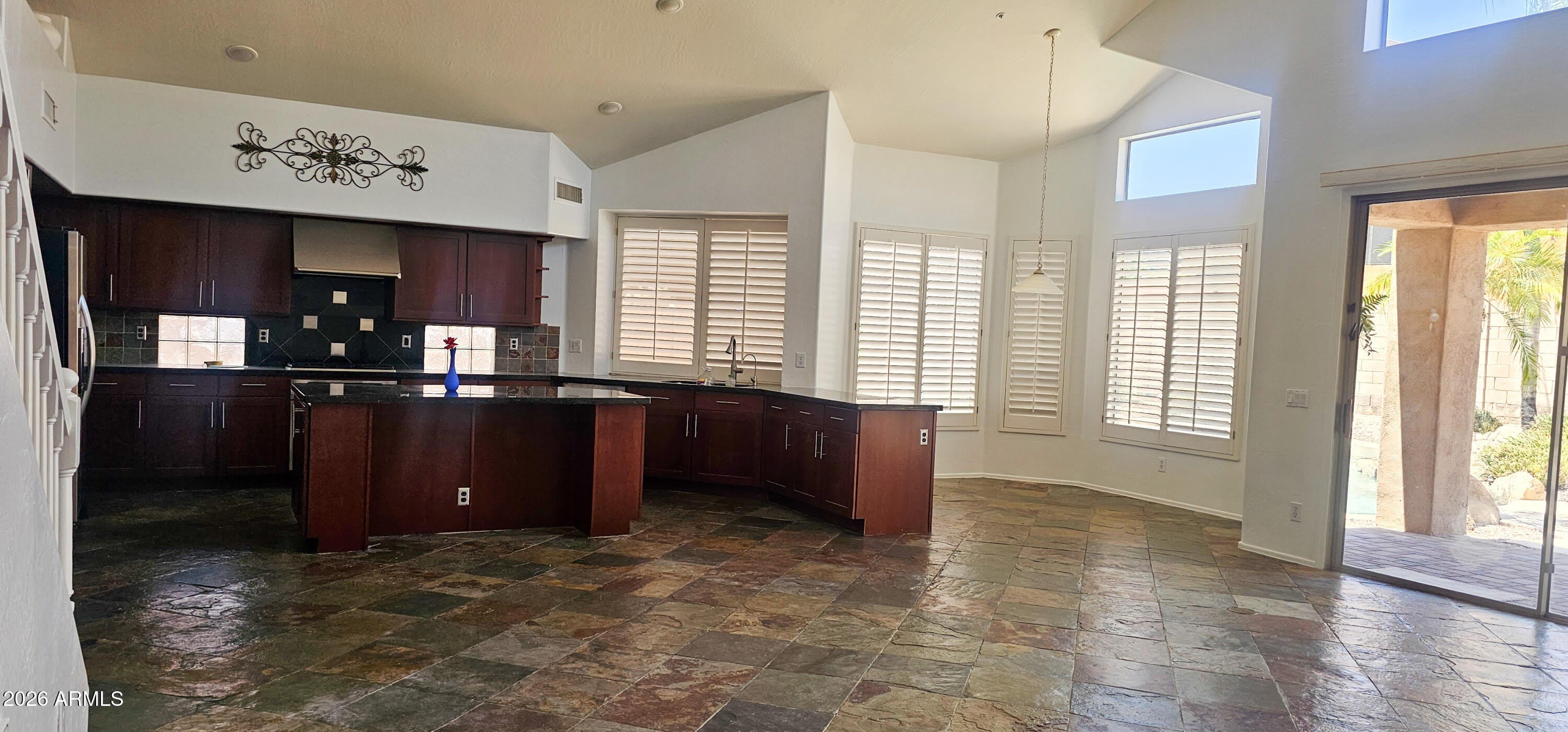 9720 E Davenport Drive – photo 5