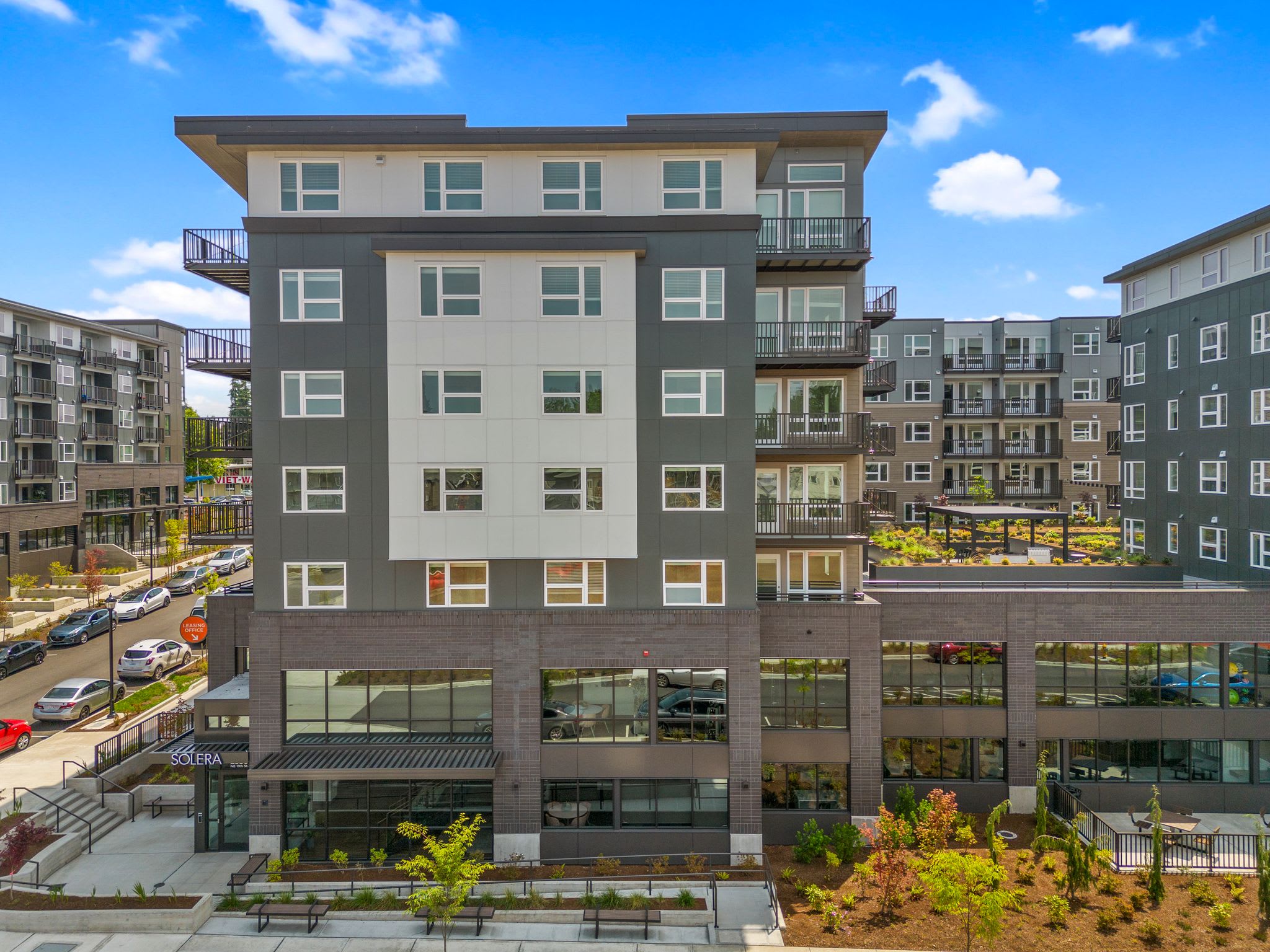 Solera Apartments – photo 2