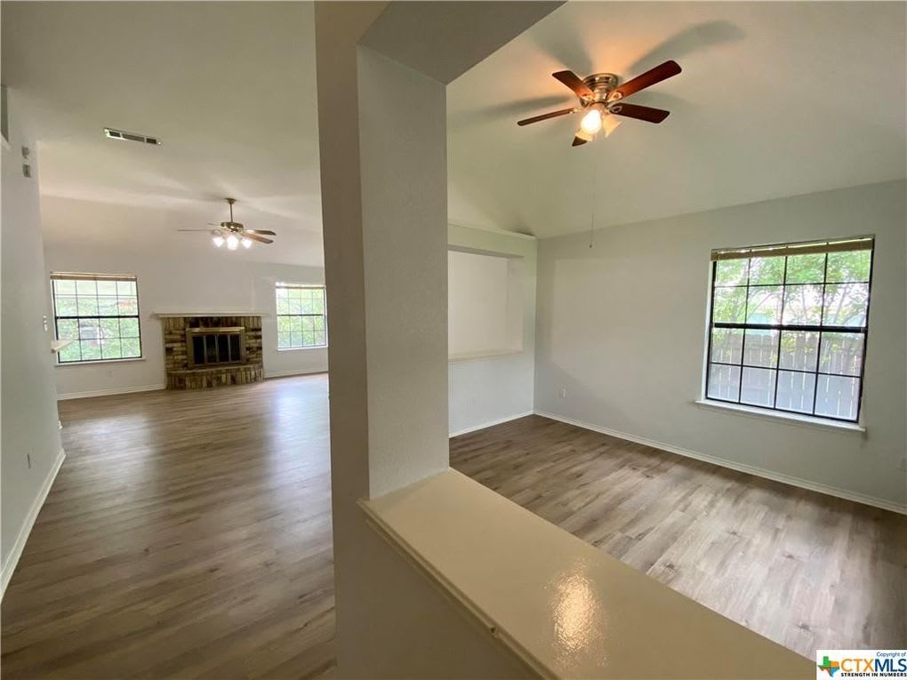 409 Arapaho Drive – photo 2