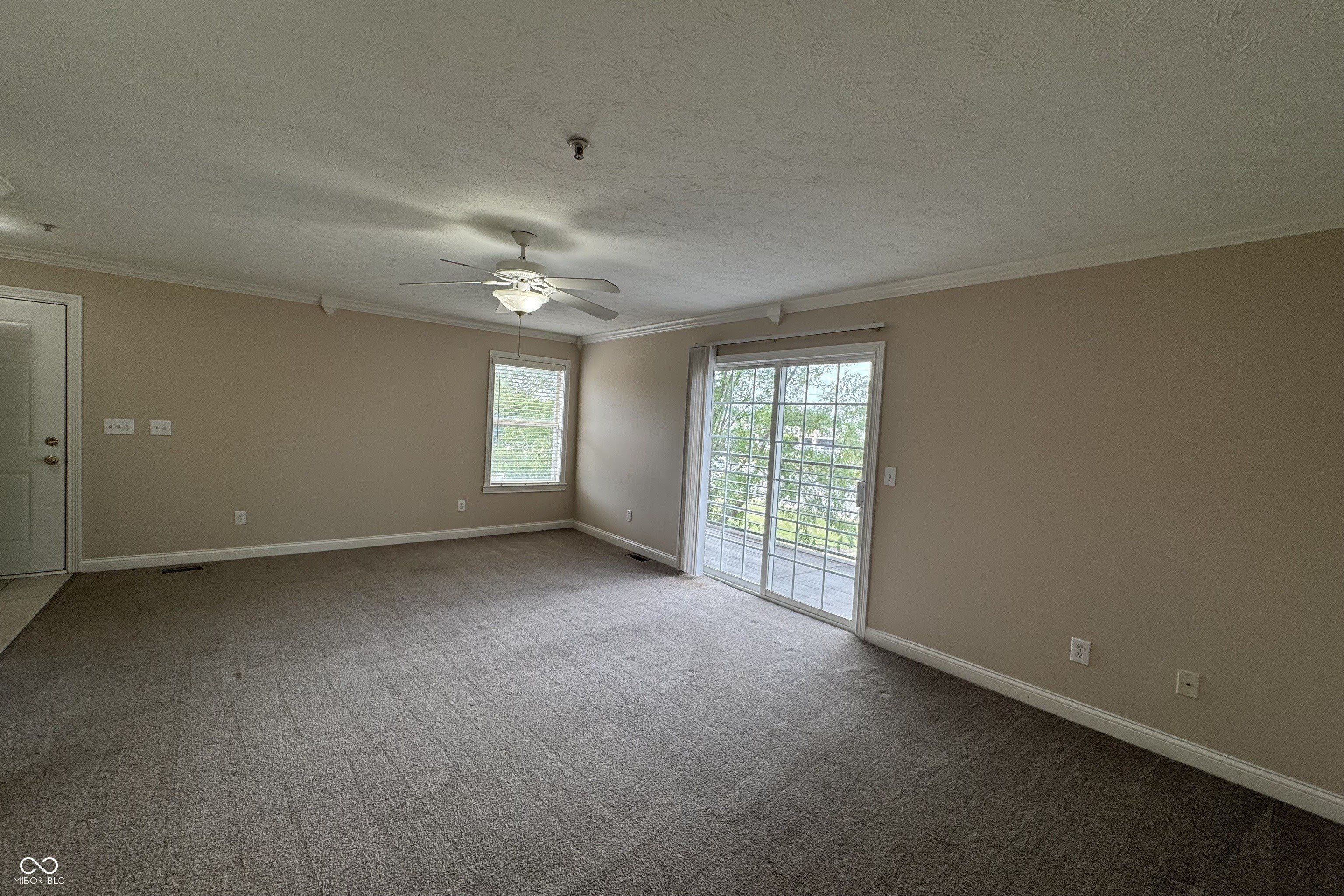 1473 Frontier Drive – photo 5