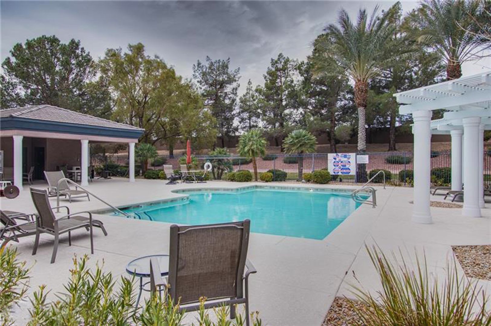 Beautiful Summerlin Condo located on TPC Summerlin Golf Course – photo 4
