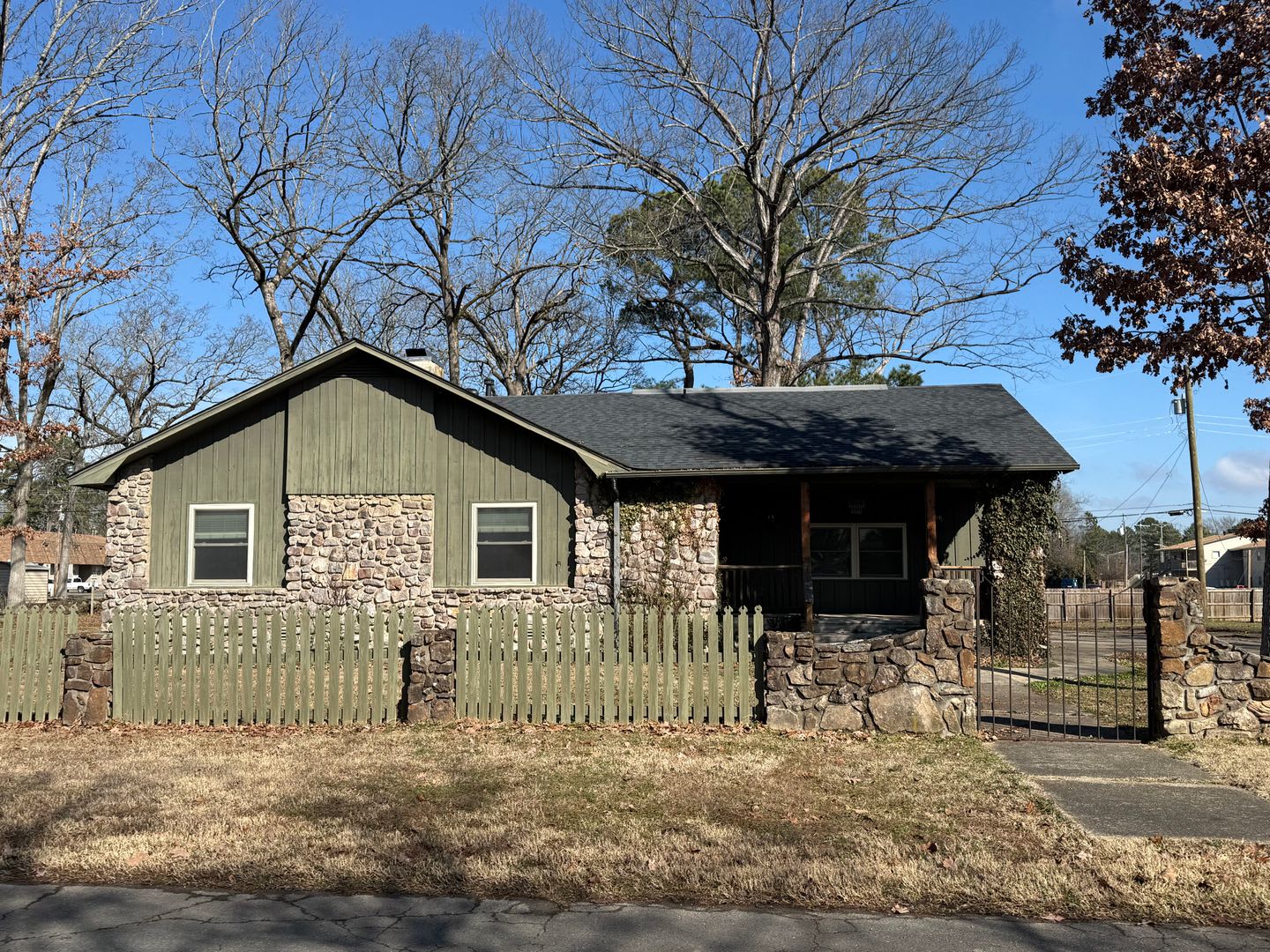 Brookwood Village – photo 2