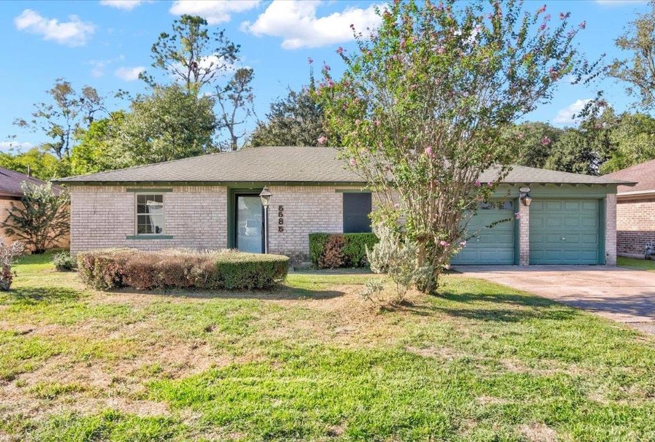 5585 Scenic Drive – photo 1