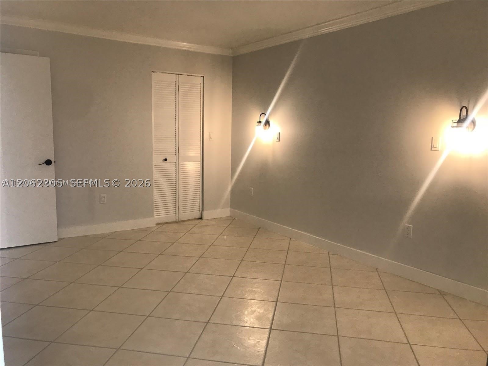 8205 SW 152nd Ave – photo 4