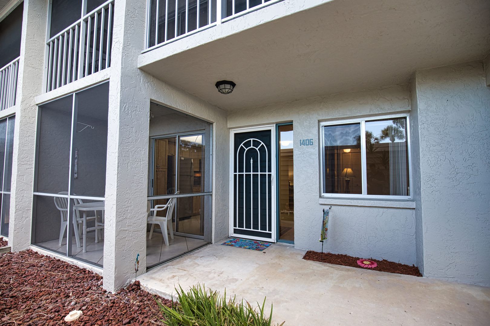 Seasonal Short-Term First Floor Condo in Pinebrook Lake Club Community with Community Pool! – photo 1