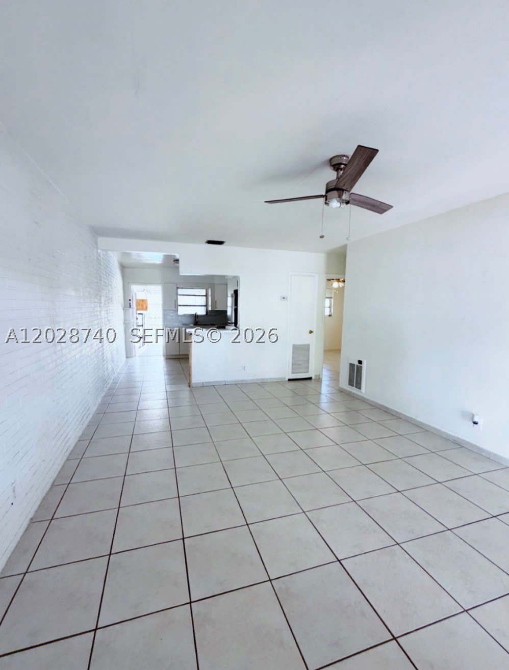 1077 SW 2nd St – photo 4