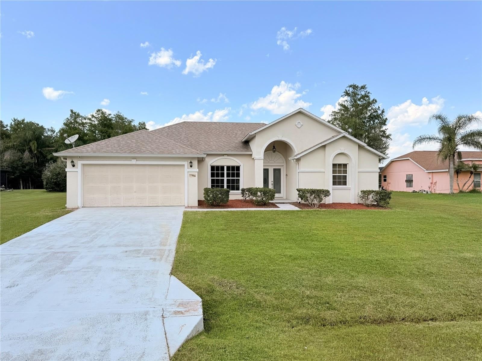 3010 VICTORIA Drive – photo 1
