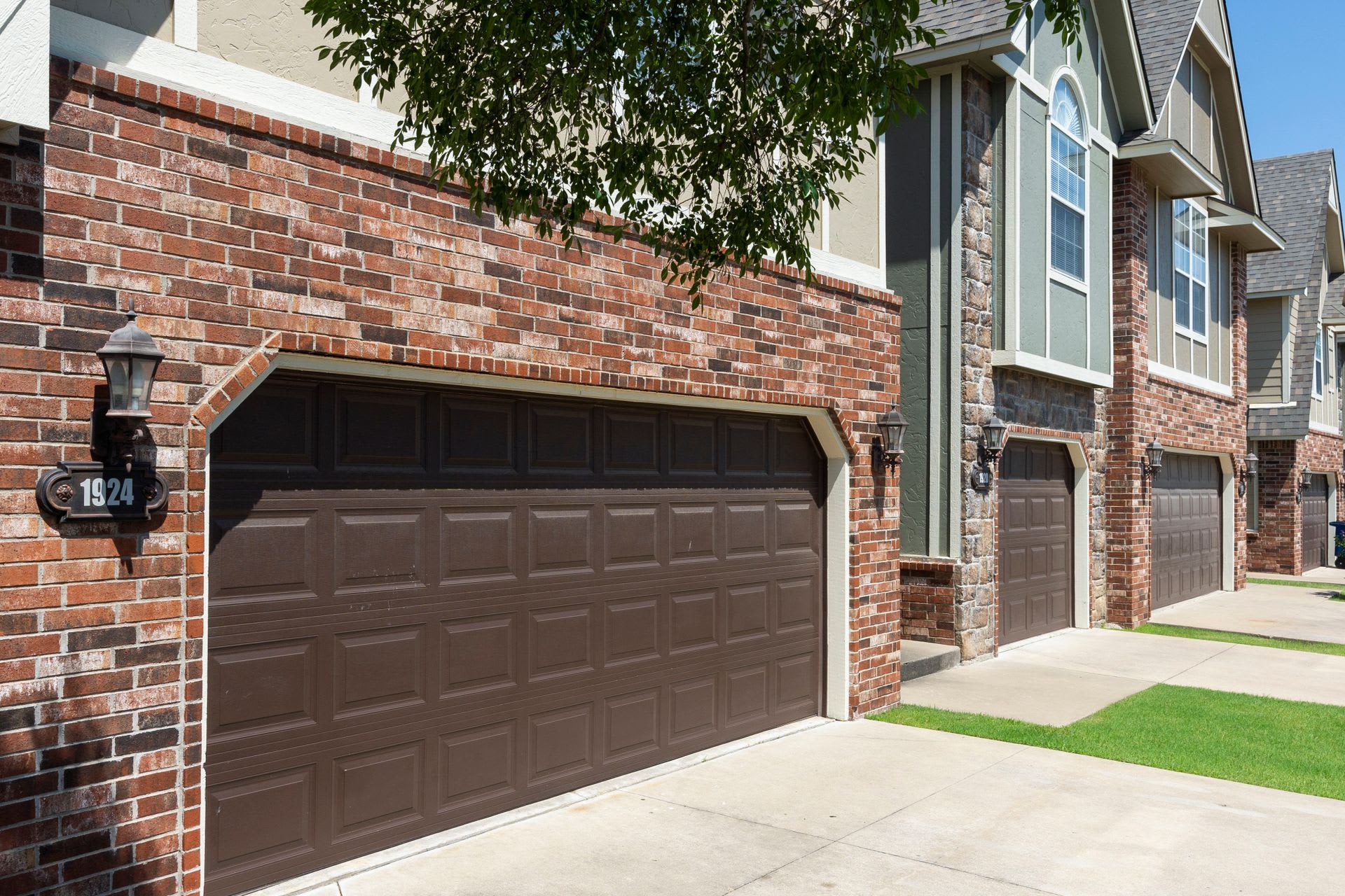 Sydney Court Townhomes – photo 3