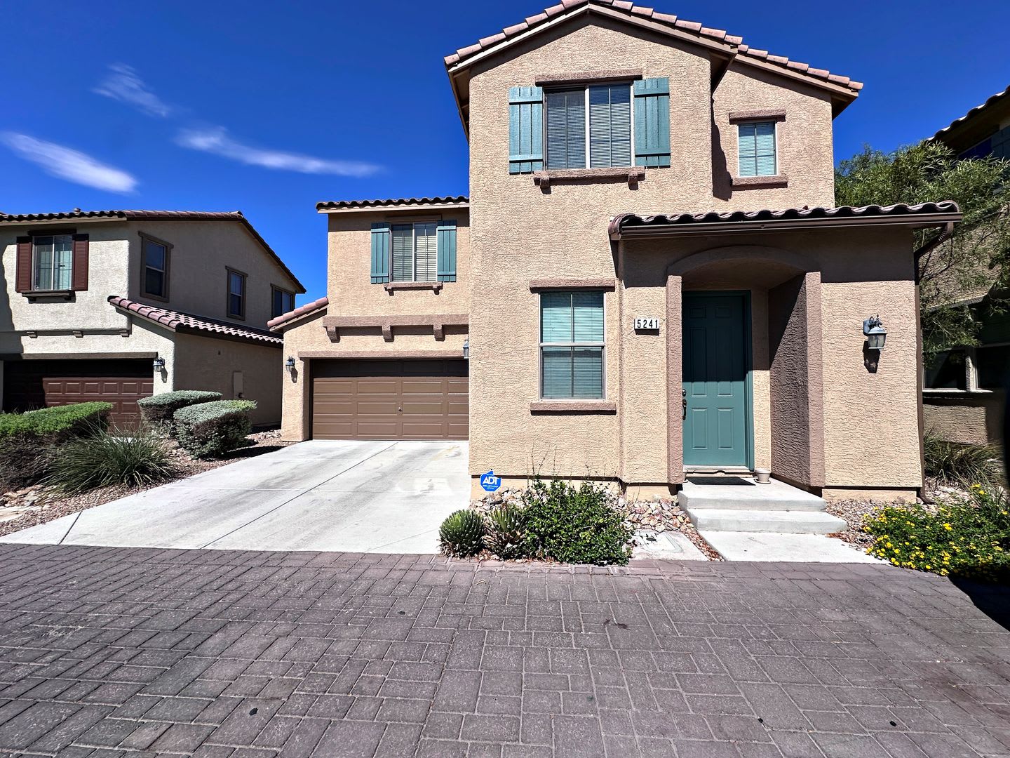 Spacious 3 Bedroom Home In Gated Community With Pool Private Backyard – photo 1