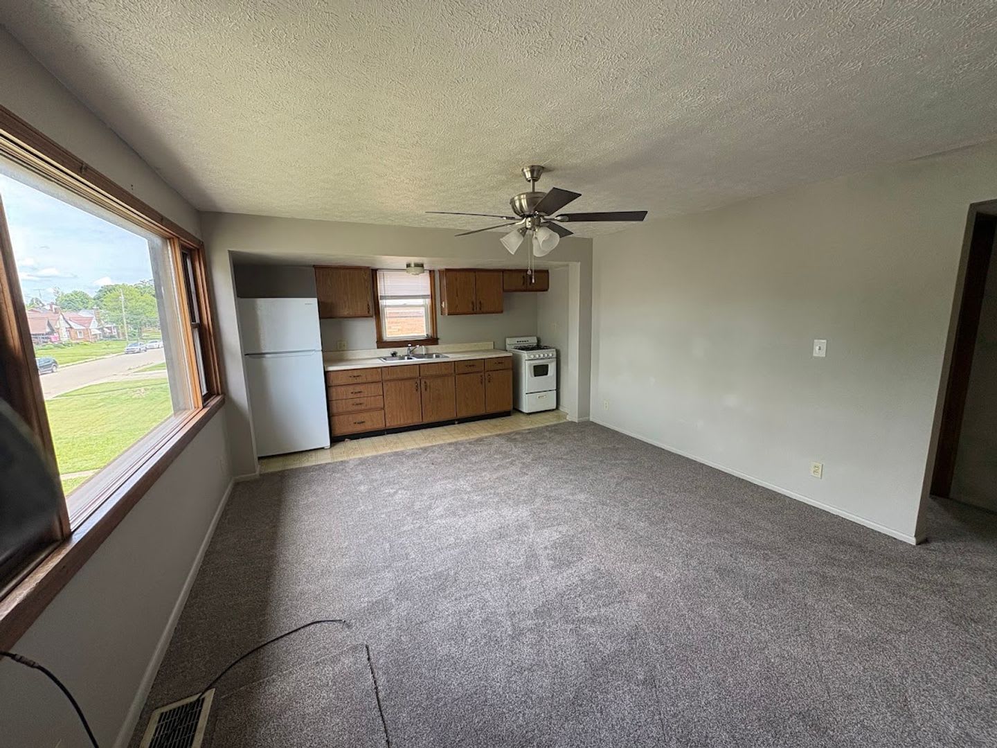 One bathroom one bedroom apartment for rent – photo 2