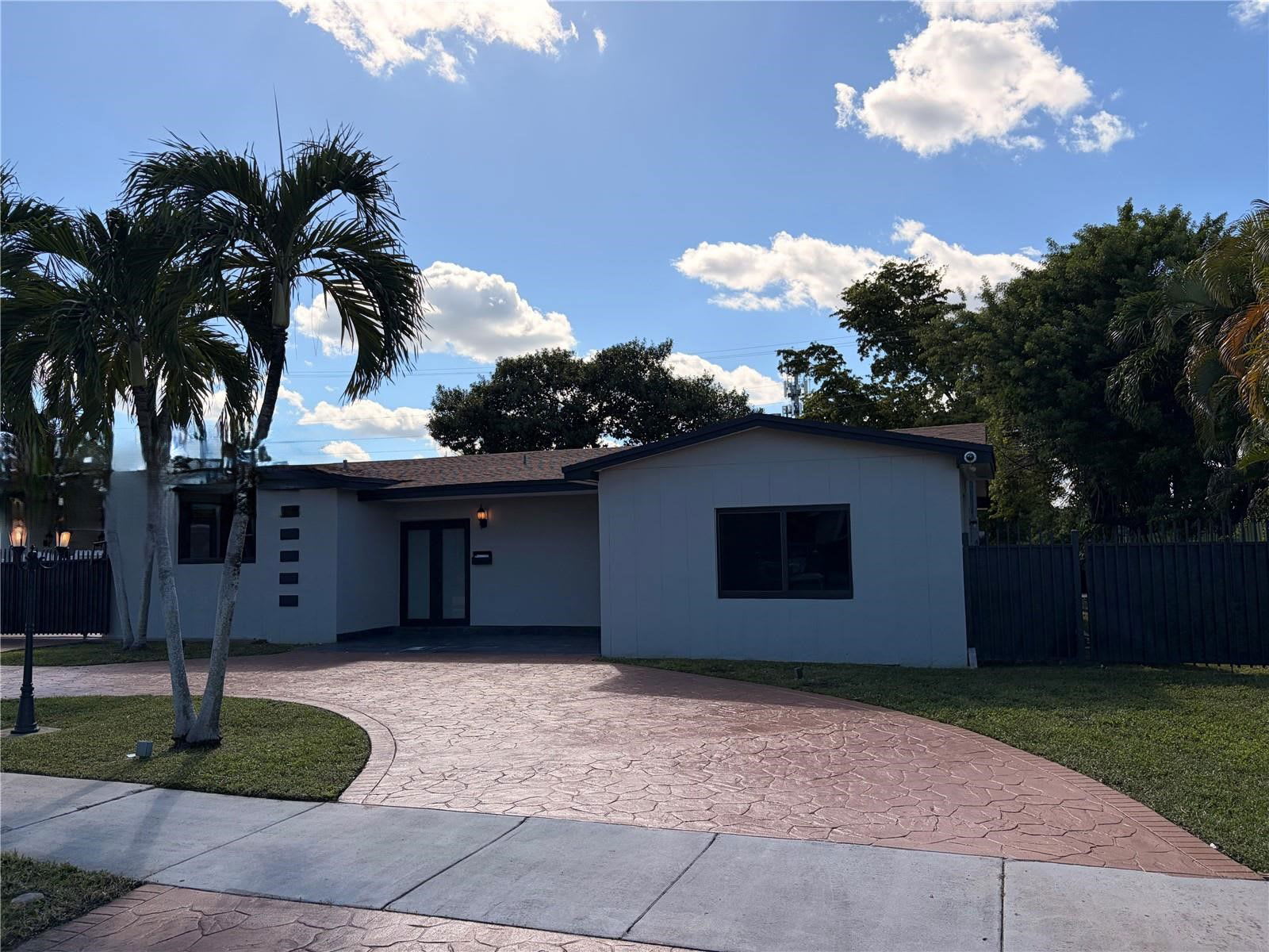 2120 Southwest 84th Avenue – photo 2