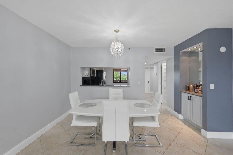 2206 S Cypress Bend Drive – photo 1