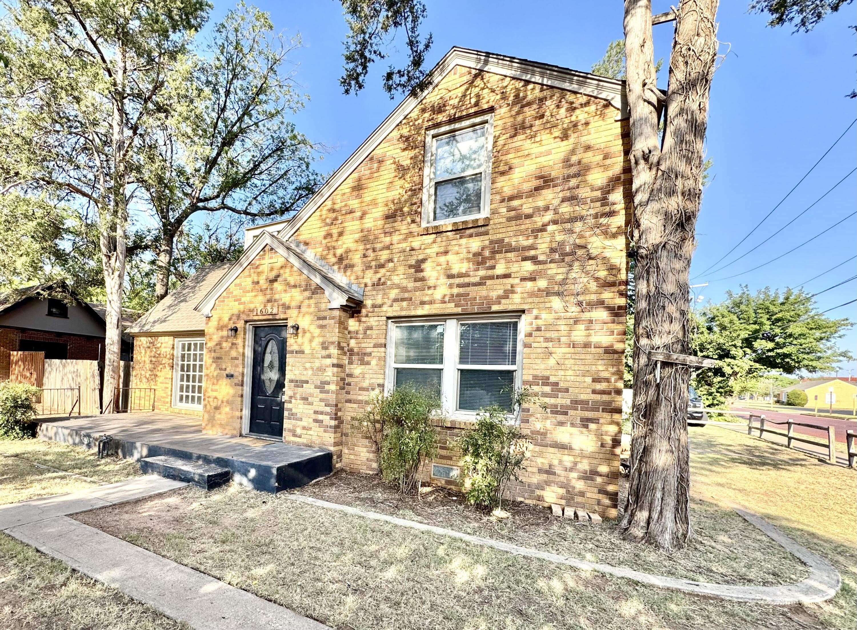 1602 Avenue X – photo 2