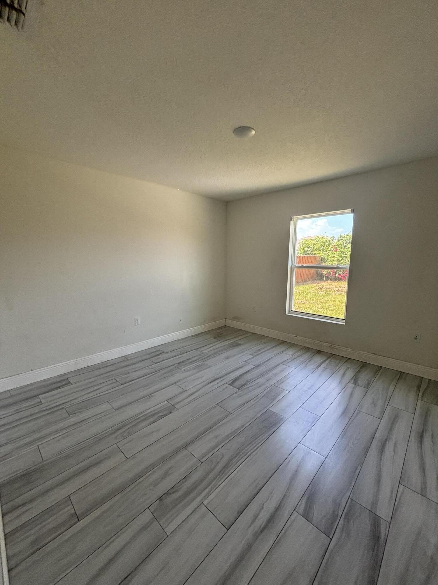 2231 SE MARIPOSA Avenue – photo 3