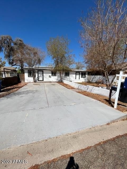 812 S Greenleaf Lane – photo 1