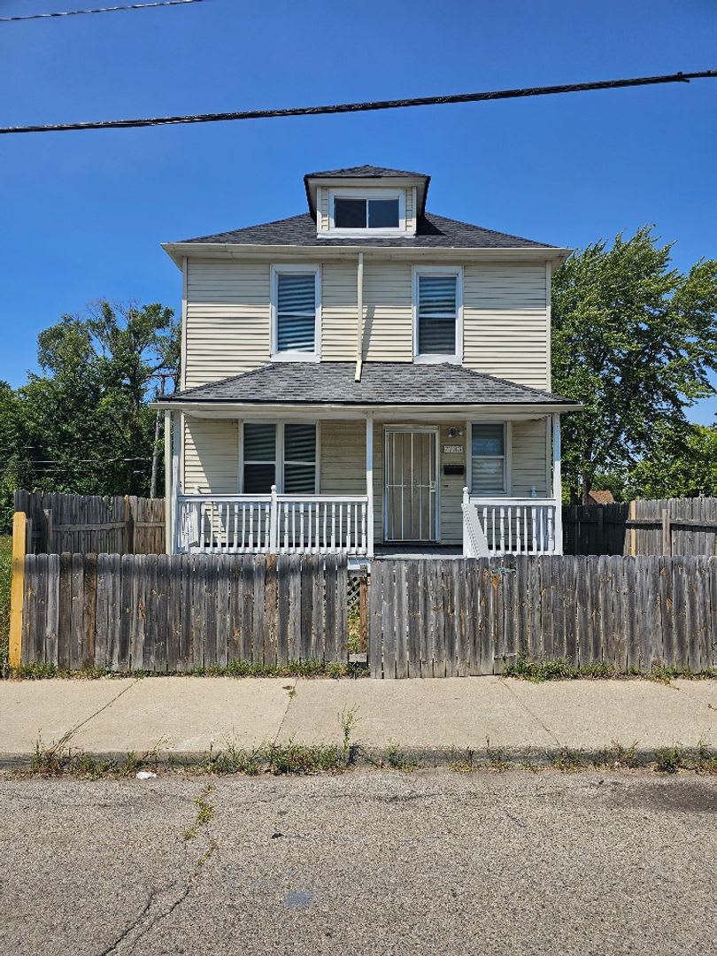 7733 E Forest Ave 3 BEDS & 1 BATH FOR RENT – photo 1