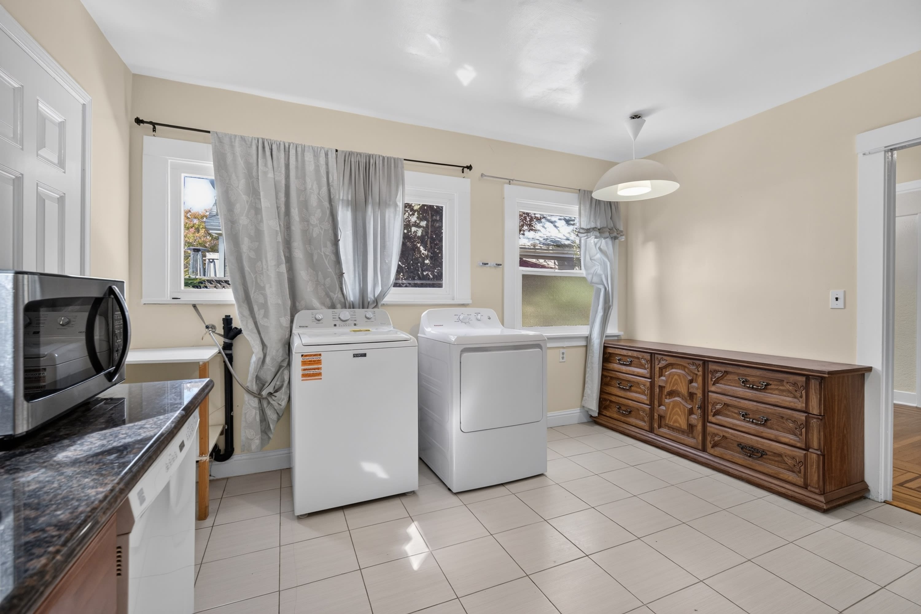 736 Mountain View Avenue – photo 4
