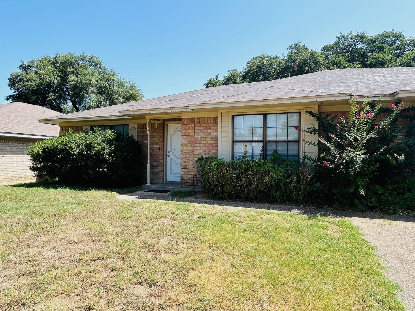 324 Mill Creek Circle – photo 1